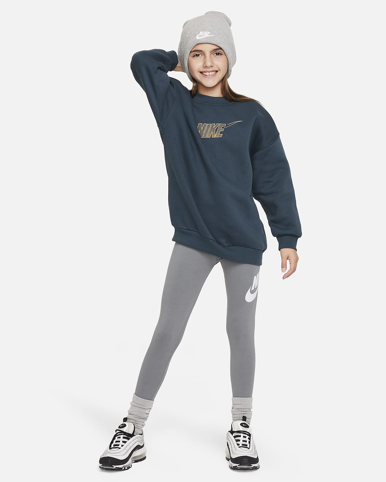 Nike Sportswear Club Fleece Older Kids' (Girls') Crew-Neck Sweatshirt