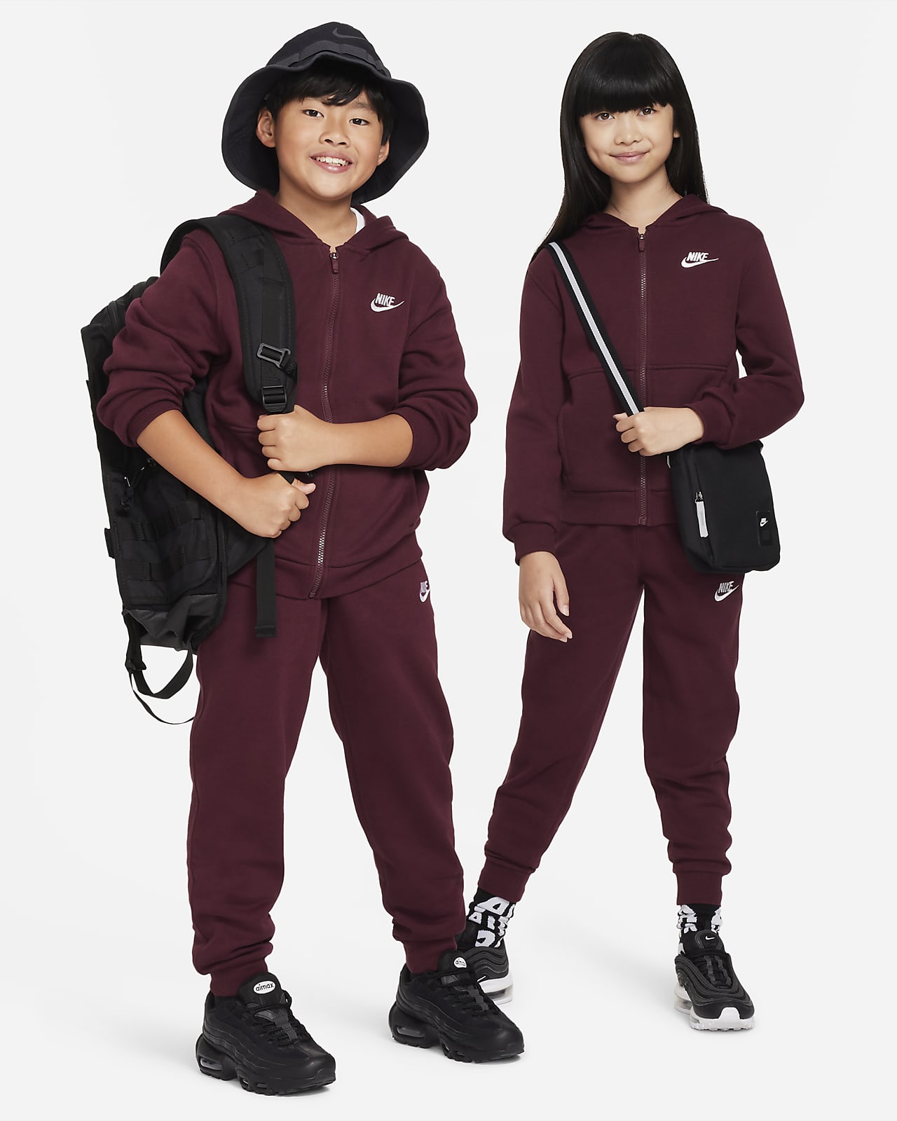 Nike Sportswear Club Fleece Older Kids' Full-Zip Hoodie. Nike CA