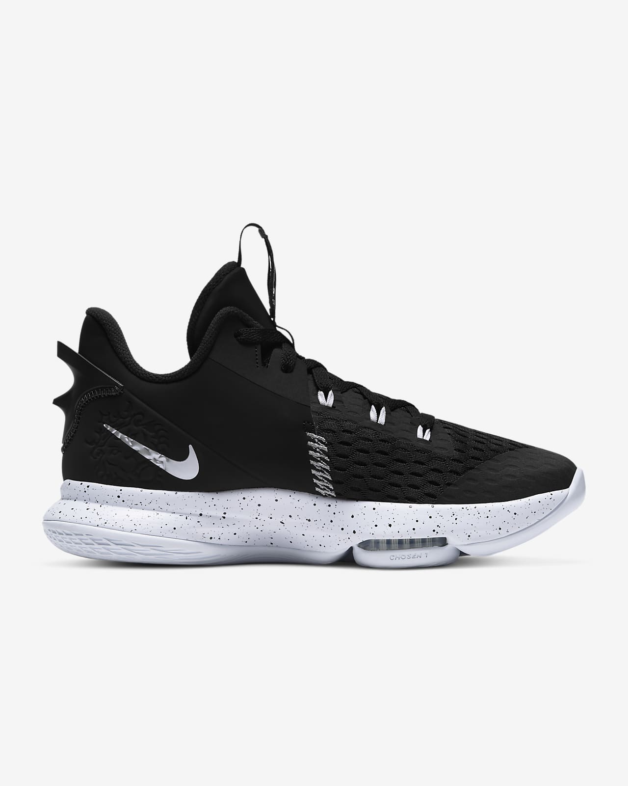 LeBron Witness 5 Basketball Shoe. Nike LU