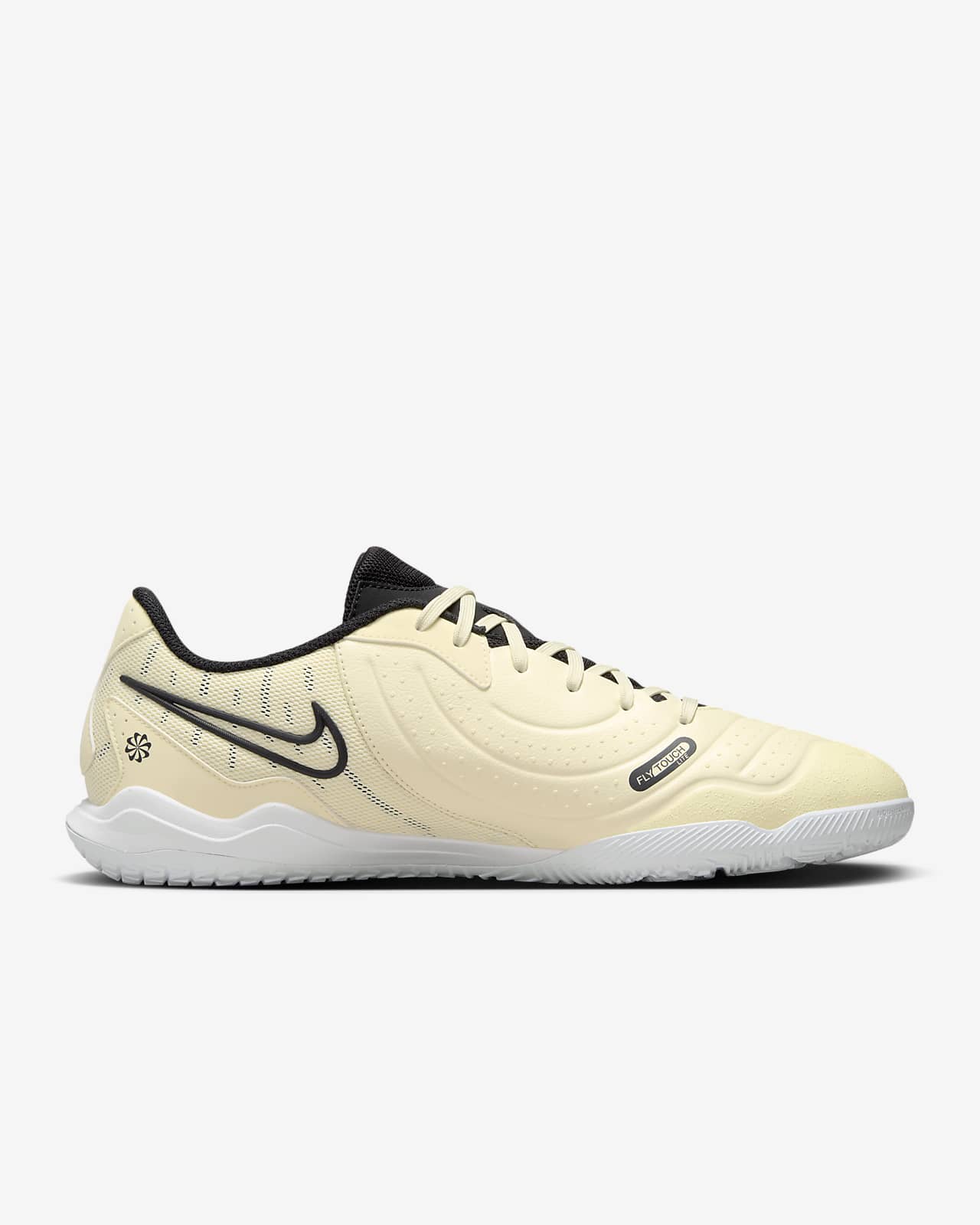 Nike cheap tiempo hartplatz