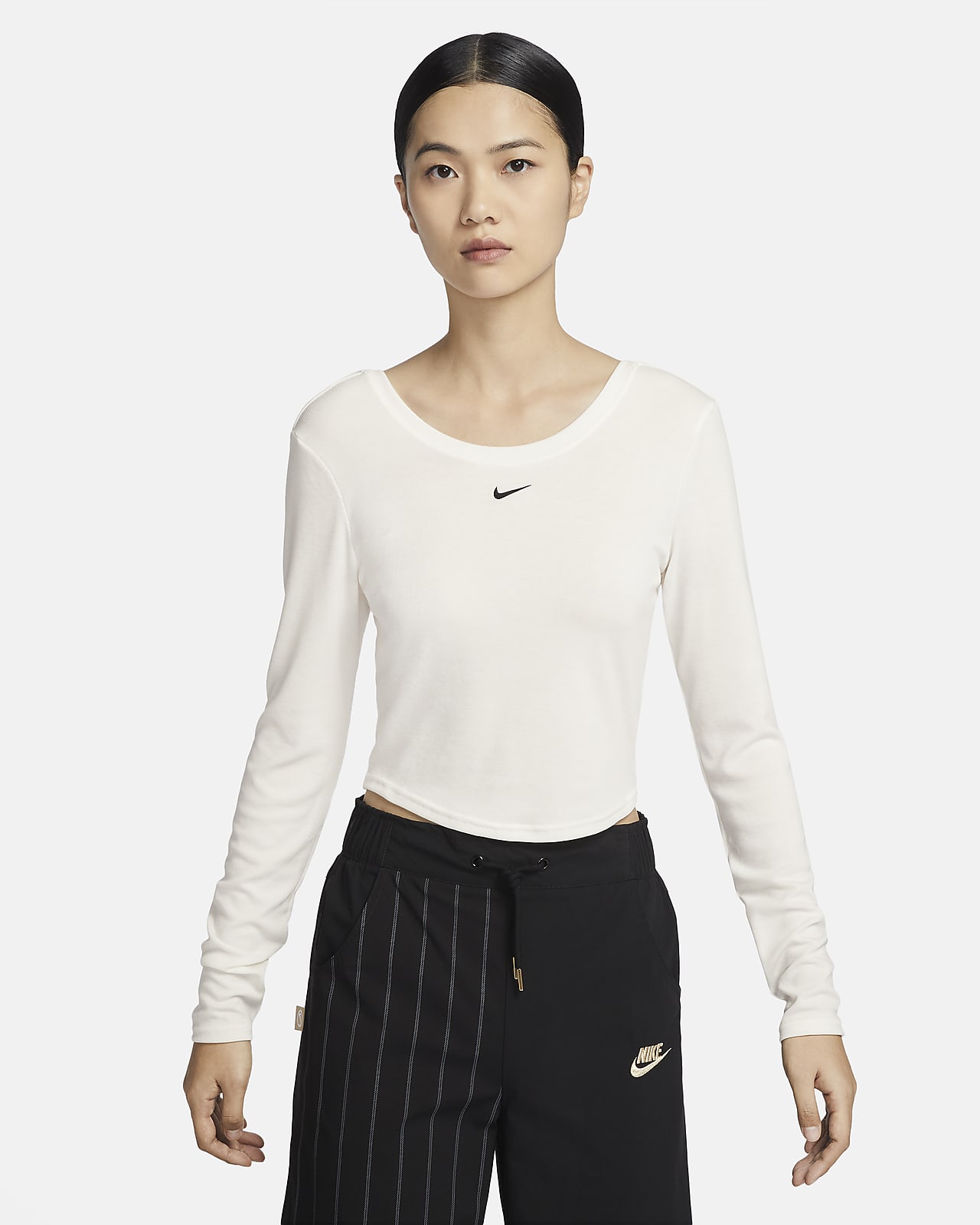 Nike Sportswear Chill Knit Women's Tight Scoop-Back Long-Sleeve 