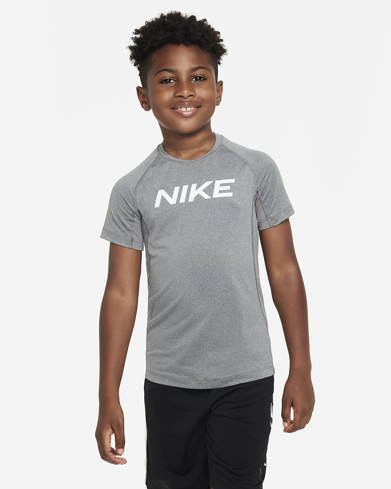 Playera de manga para niño talla grande Nike Dri-FIT.