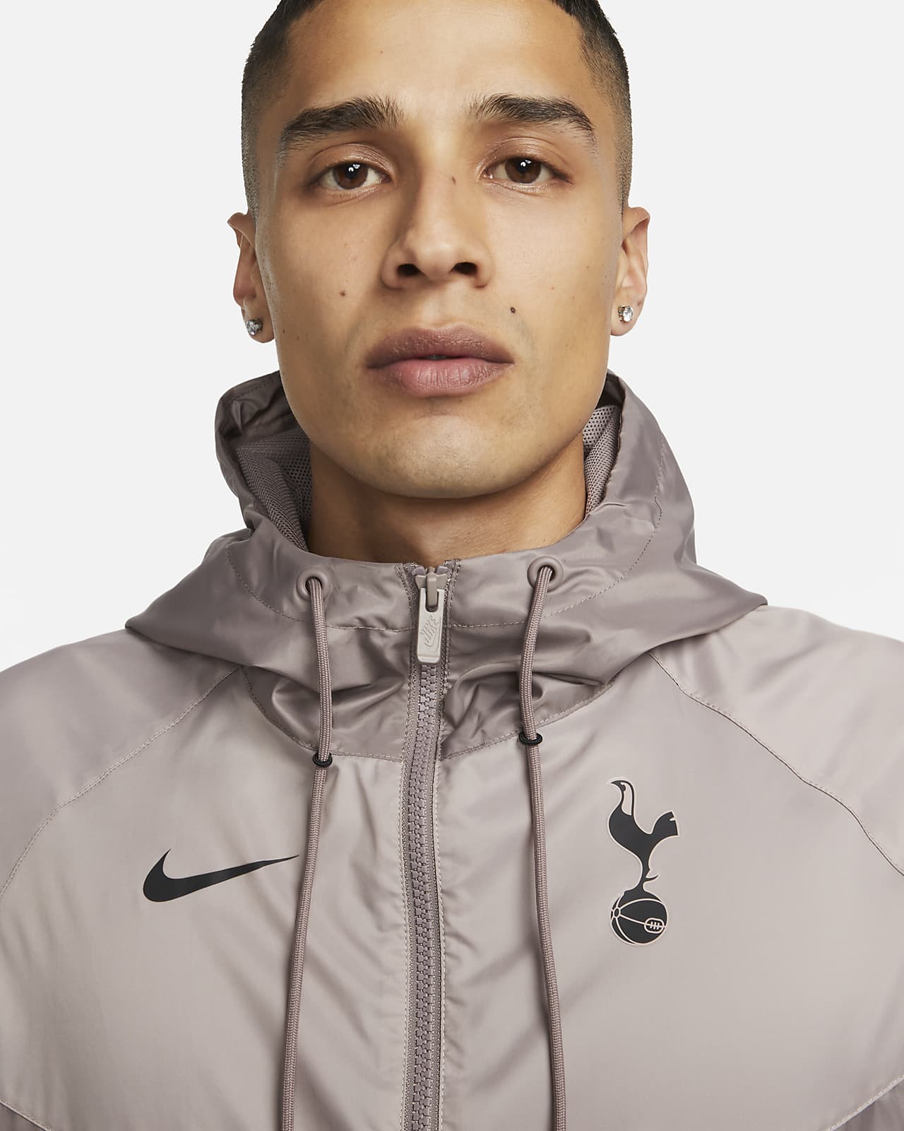 Nike tottenham 2024 down jacket