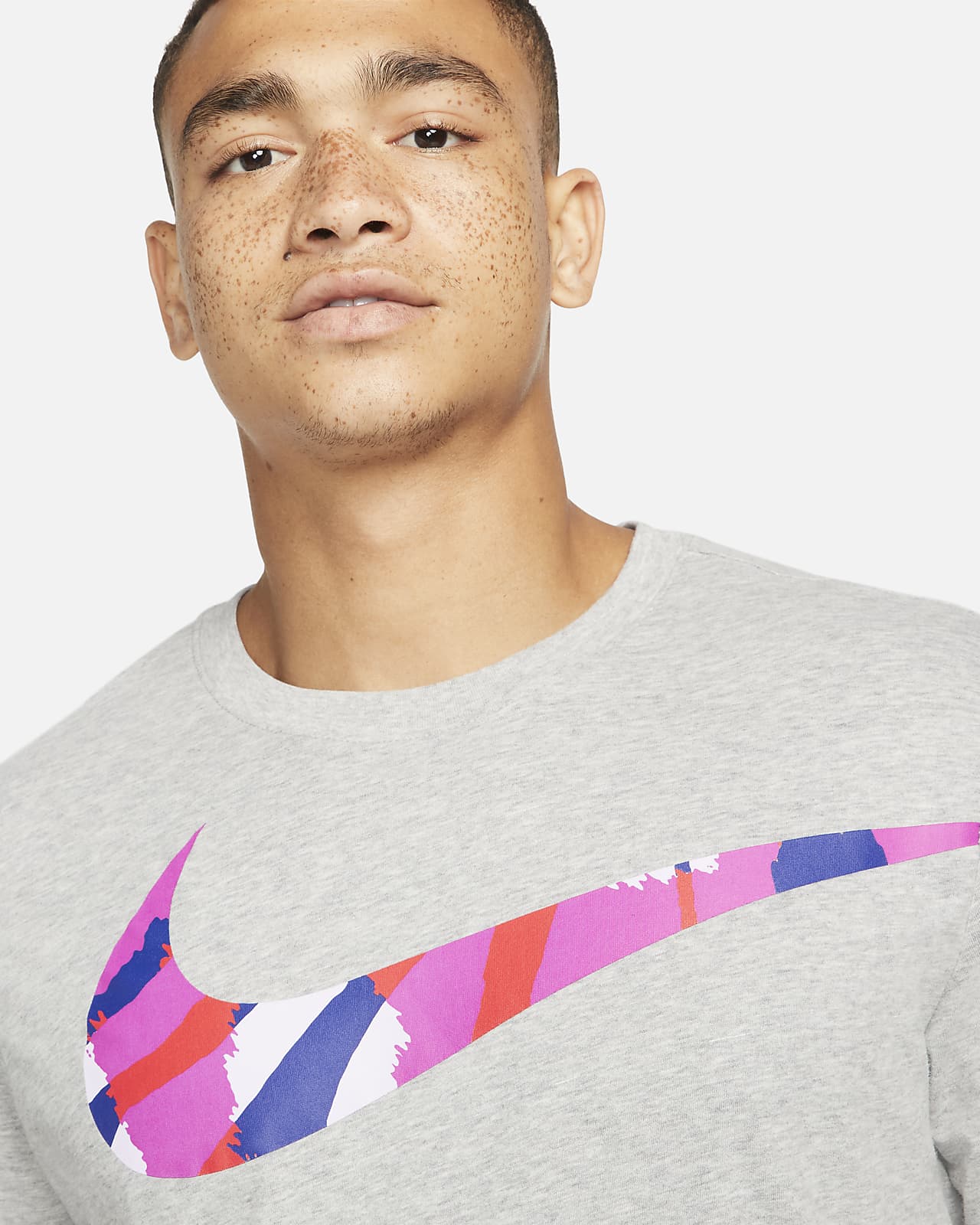 Playera de entrenamiento para hombre Nike Dri-FIT Sport Clash. Nike.com