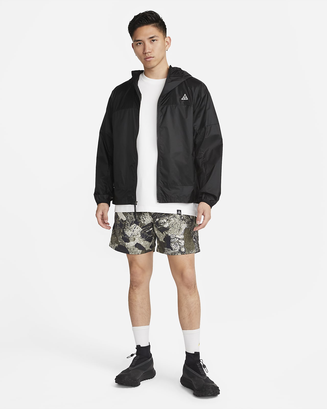 windbreaker shorts nike