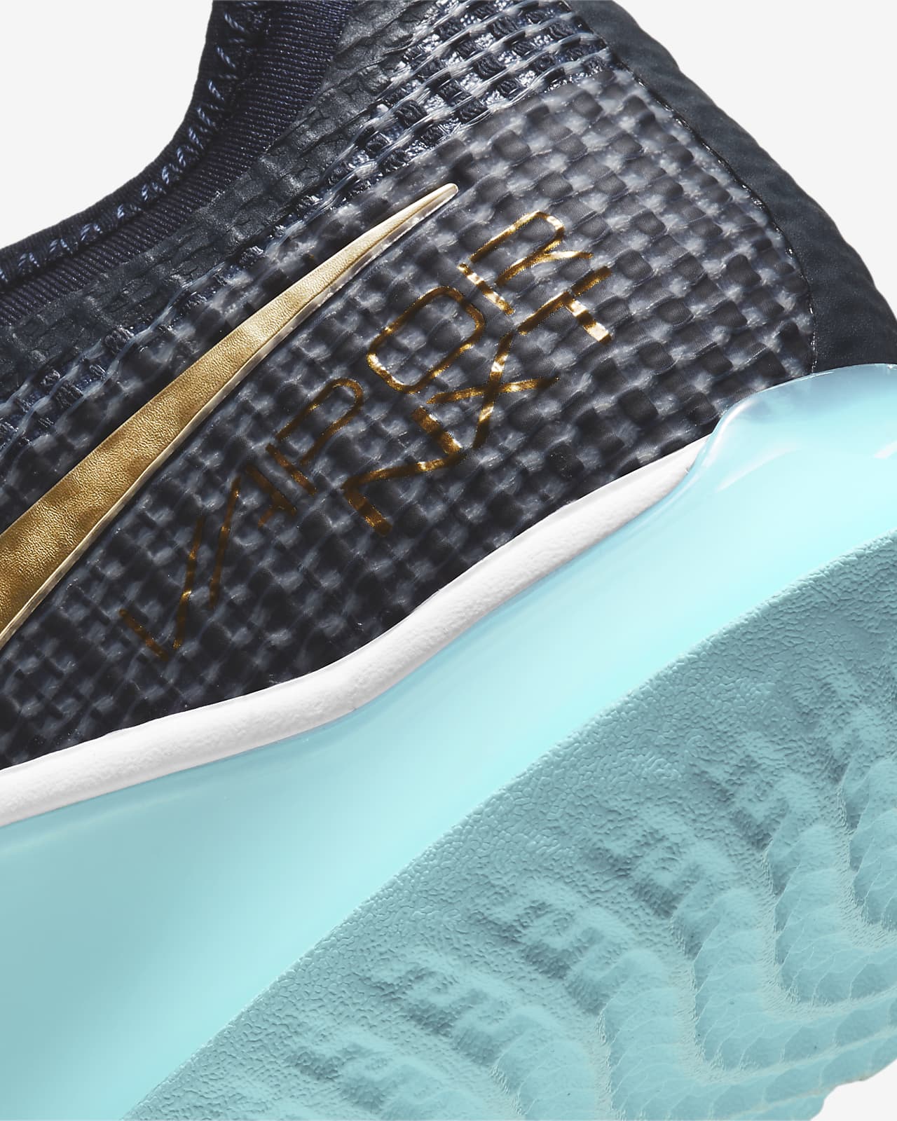 nike gray tennis shoes