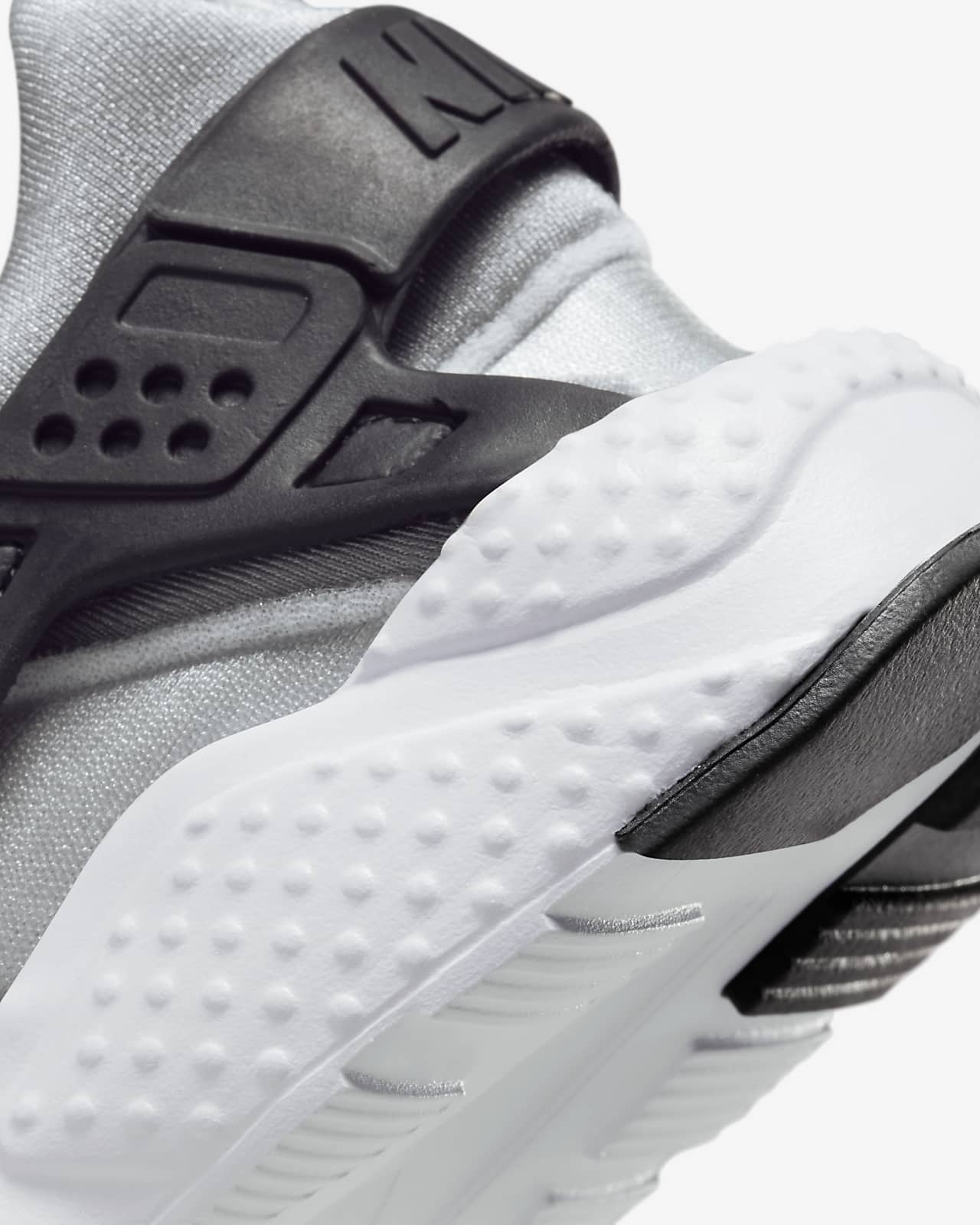 nike basketball shoes size 8.5