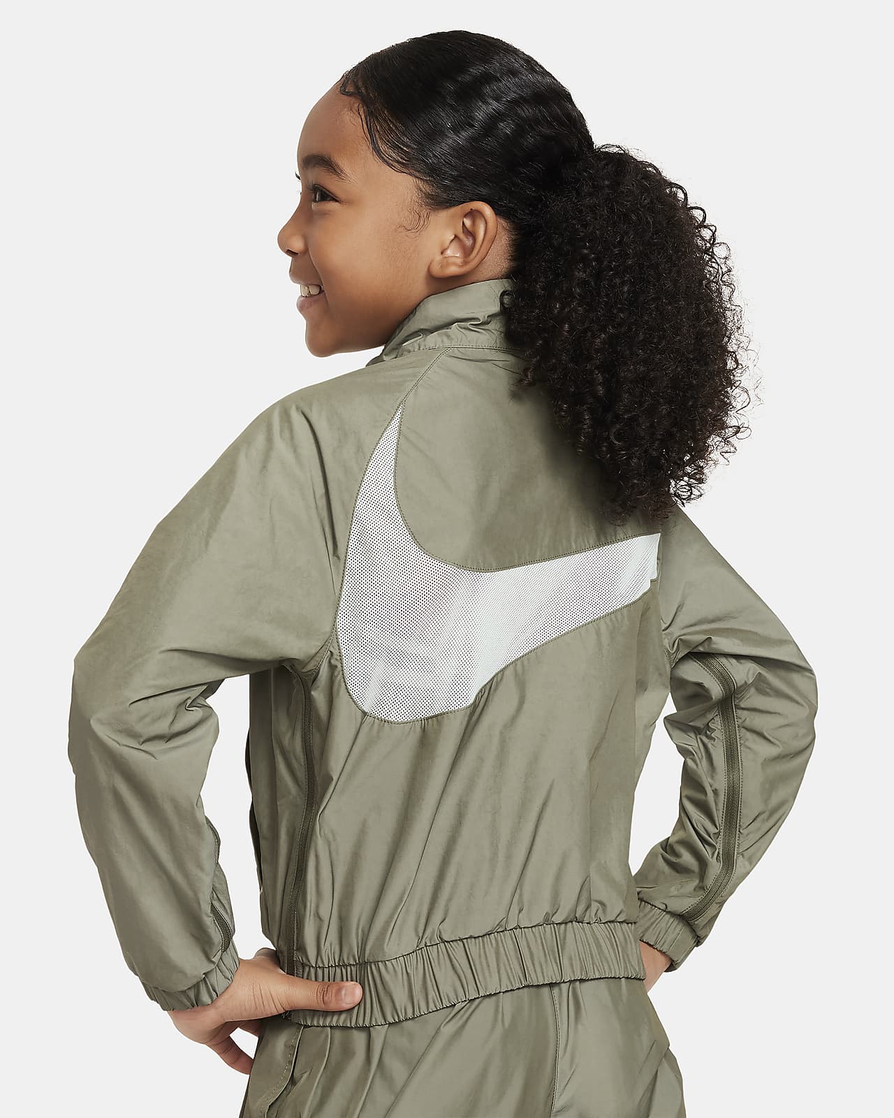 Nike Sportswear Windrunner Big Jacket. (Girls\') Loose Kids