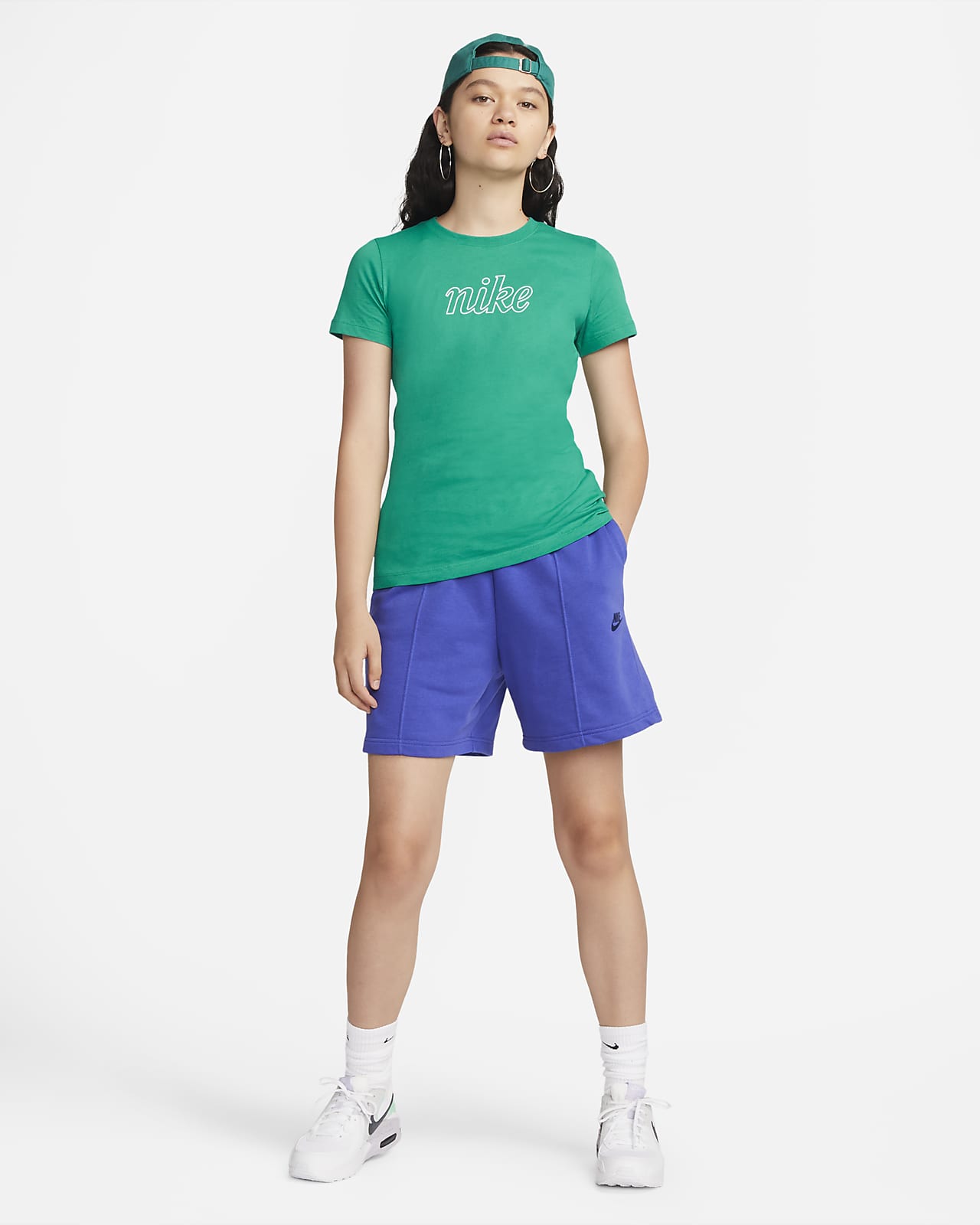 Nike Sportswear Icon Clash Older Kids' (Girls') T-Shirt. Nike ID