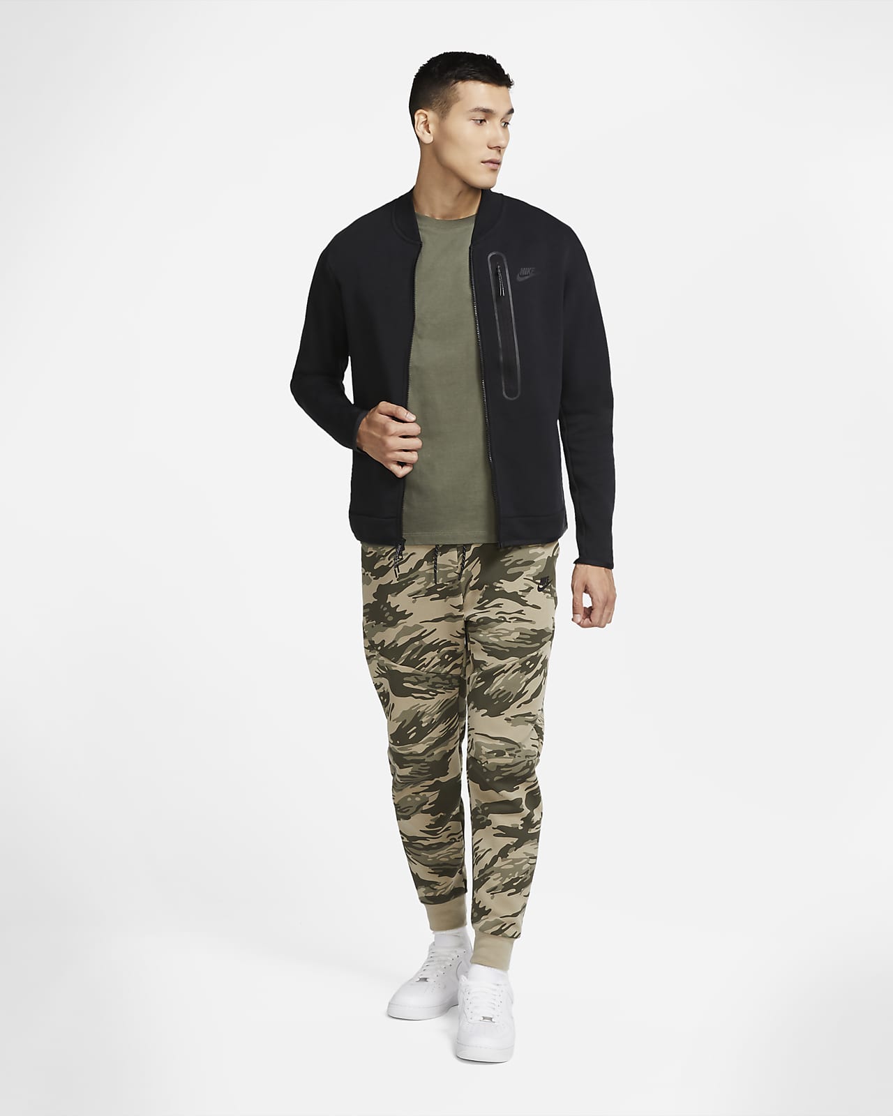 men's woven cargo trousers nike sportswear tech pack