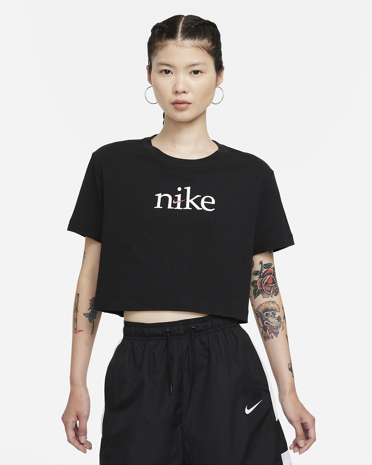 Short-Sleeve Crop Top. Nike 