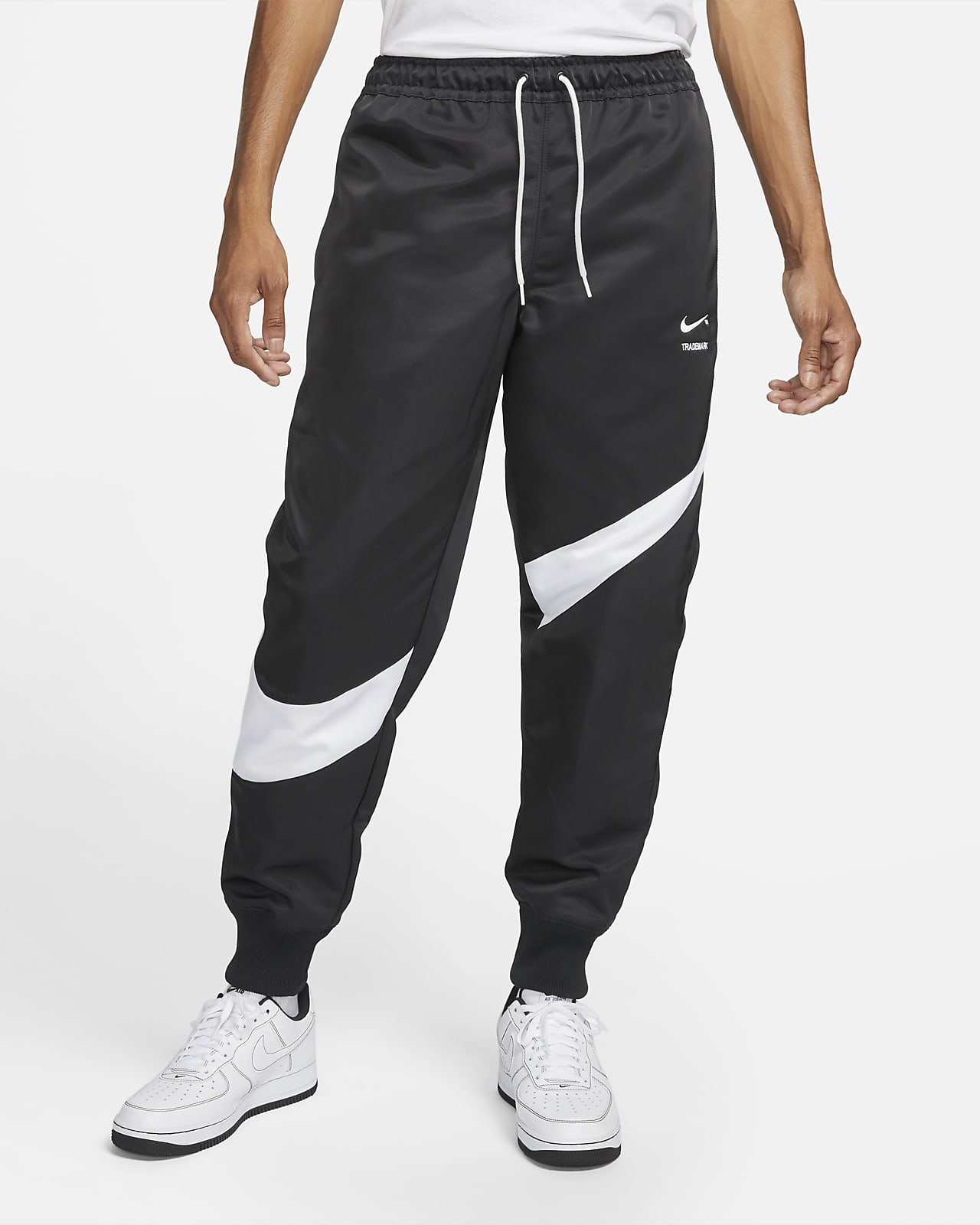 Nike Sportswear Swoosh Herrenhose. Nike DE