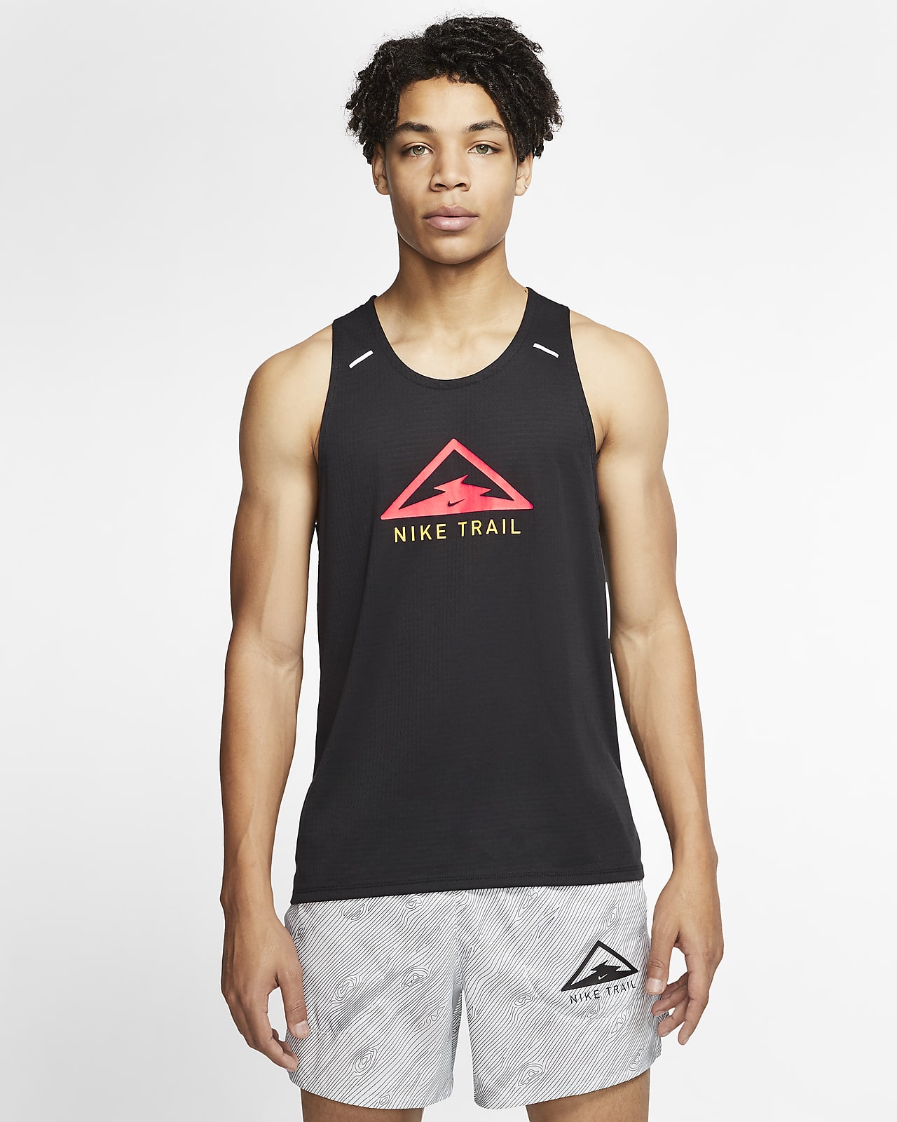 Camiseta de tirantes de trail running para hombre Nike Rise 365. Nike.com