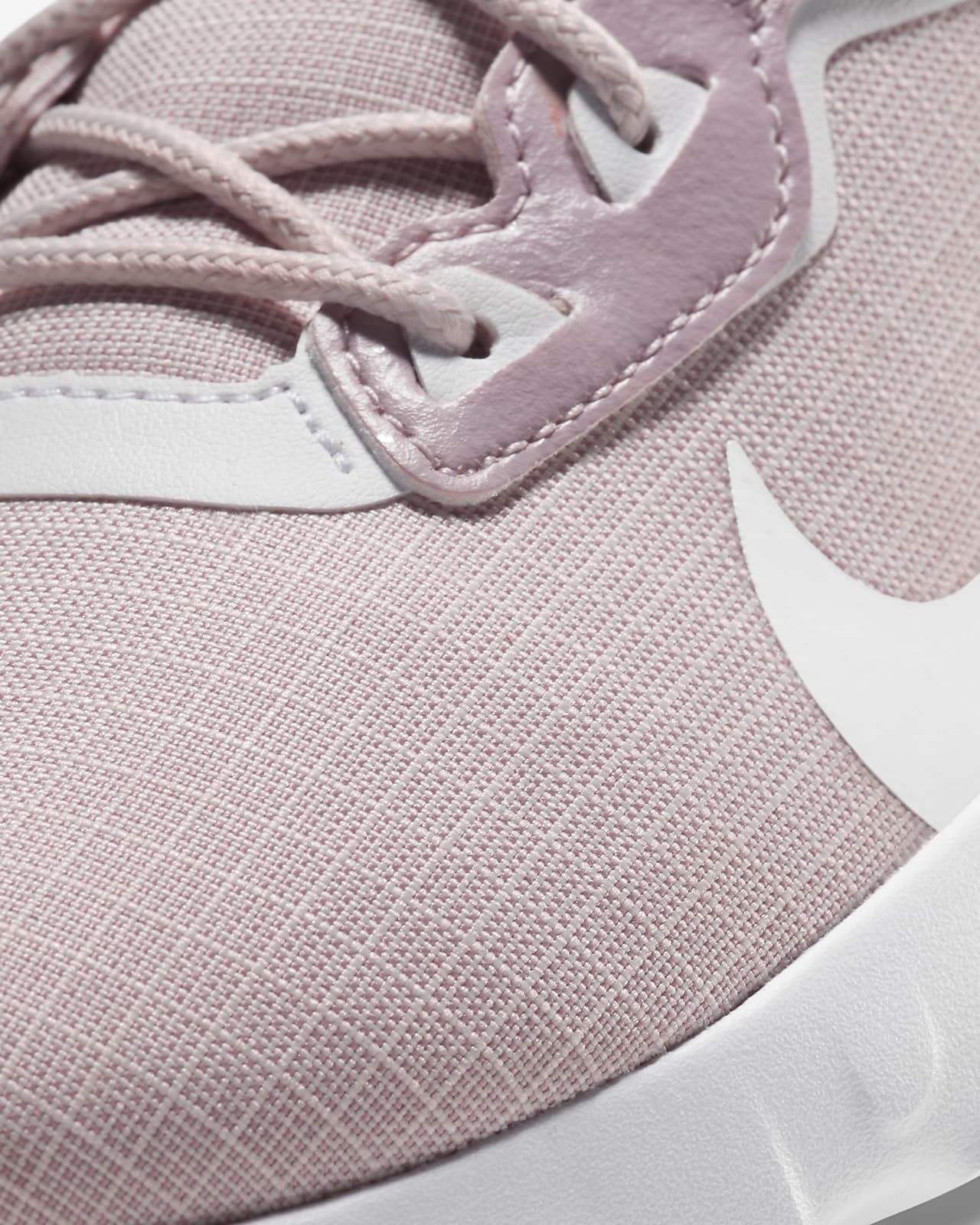 nike wmns nike explore strada