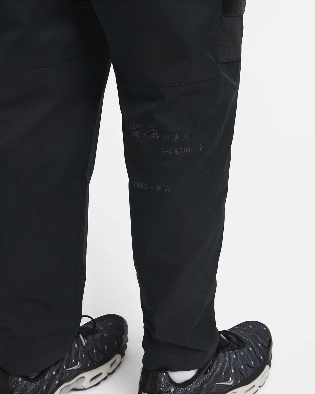 Unlined Trousers. Nike LU
