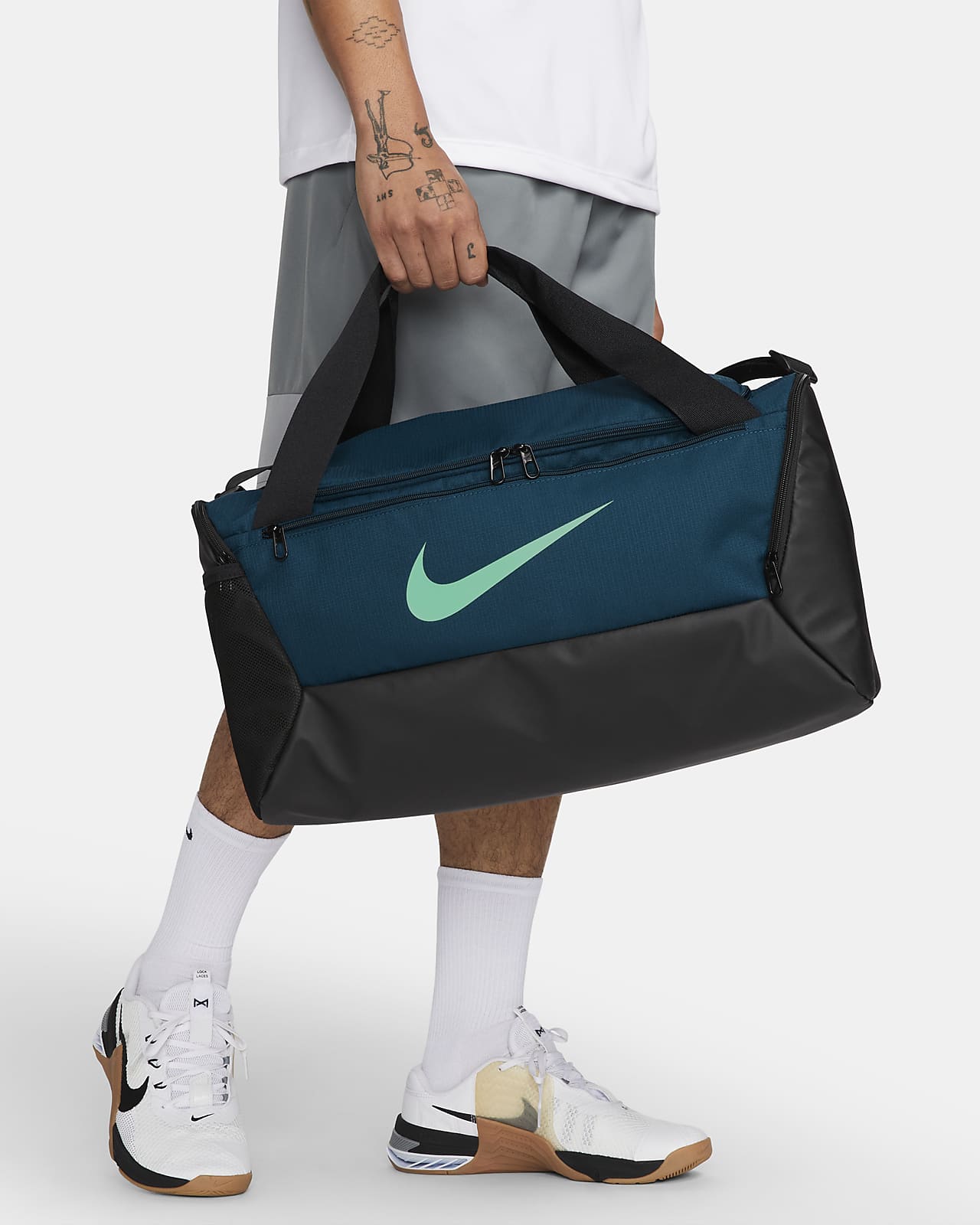 Nike Brasilia 9.5 Training Duffel Bag (Small, 41L). Nike HU