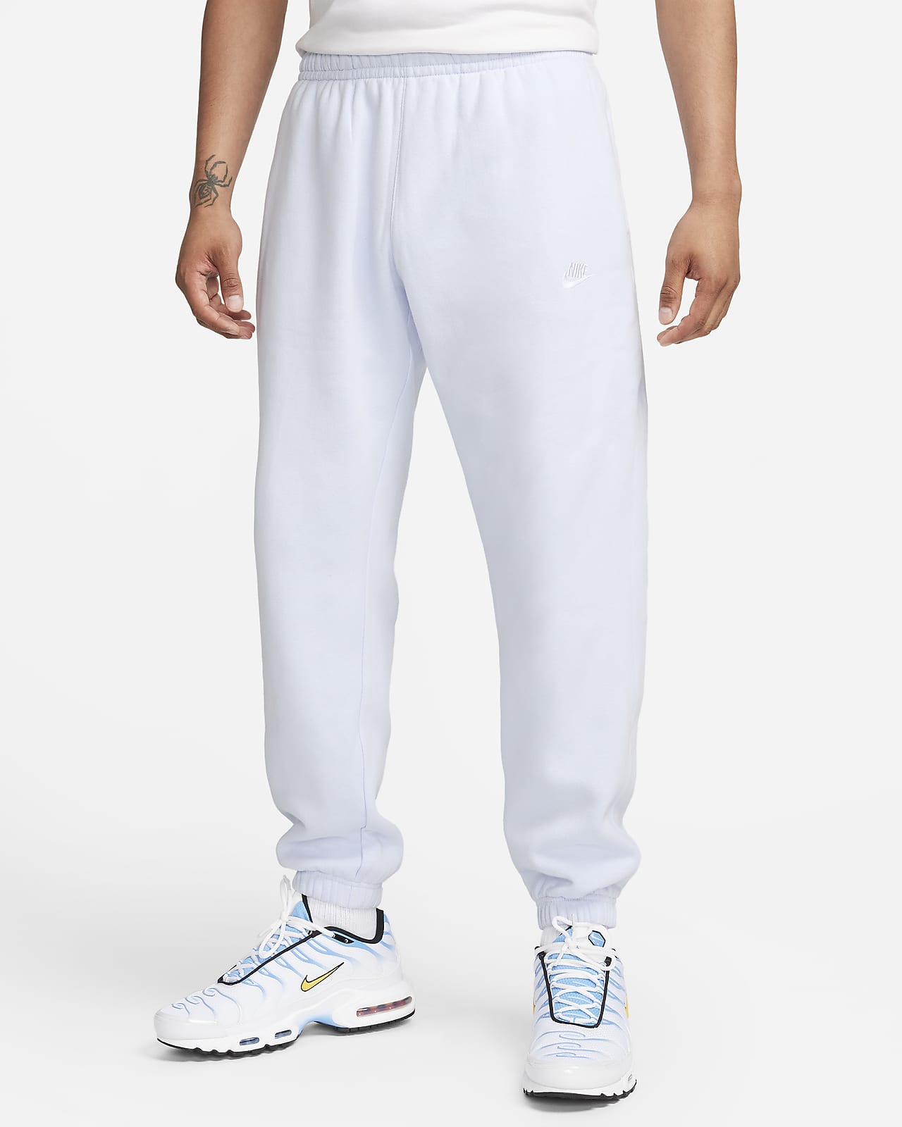 Pantaloni on sale nike nsw