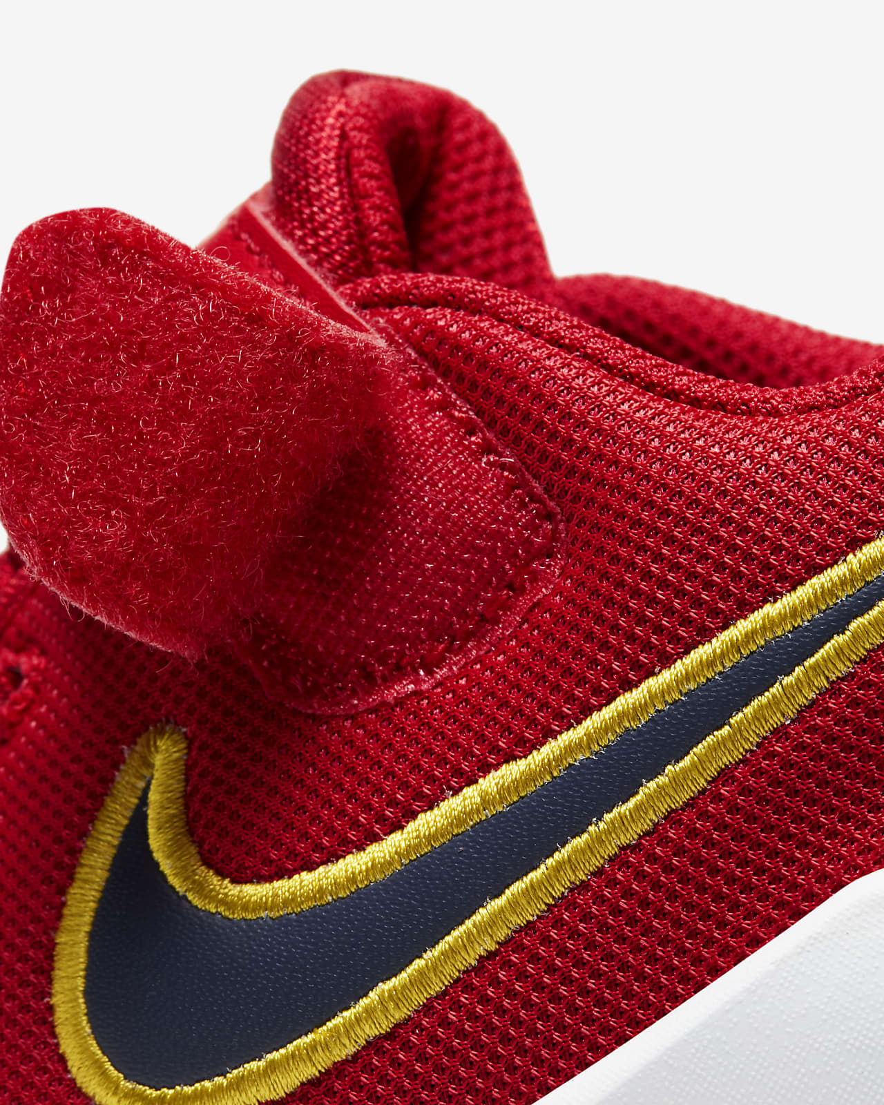 nike team hustle quick 2 ps