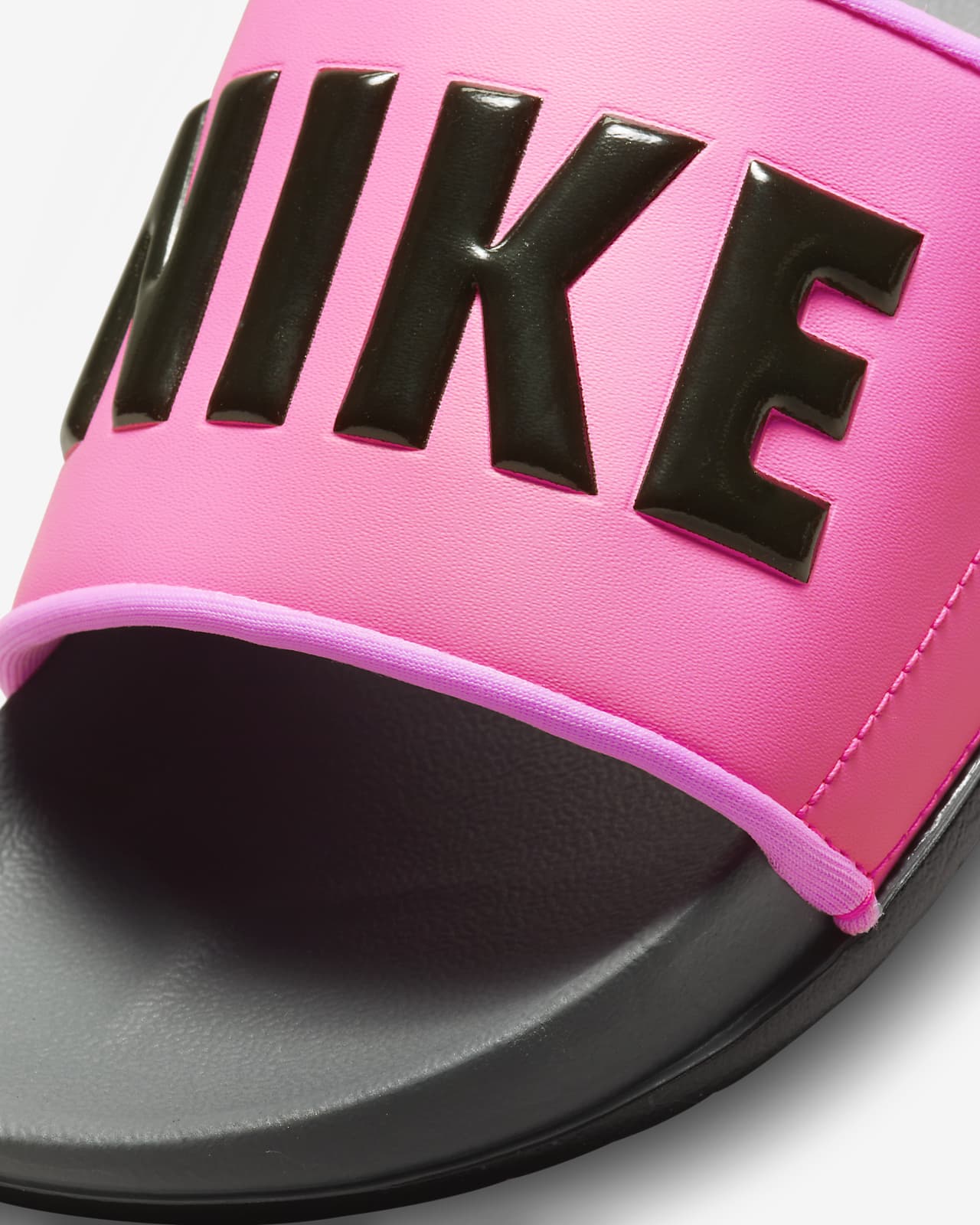 Nike Offcourt Women's Slides.