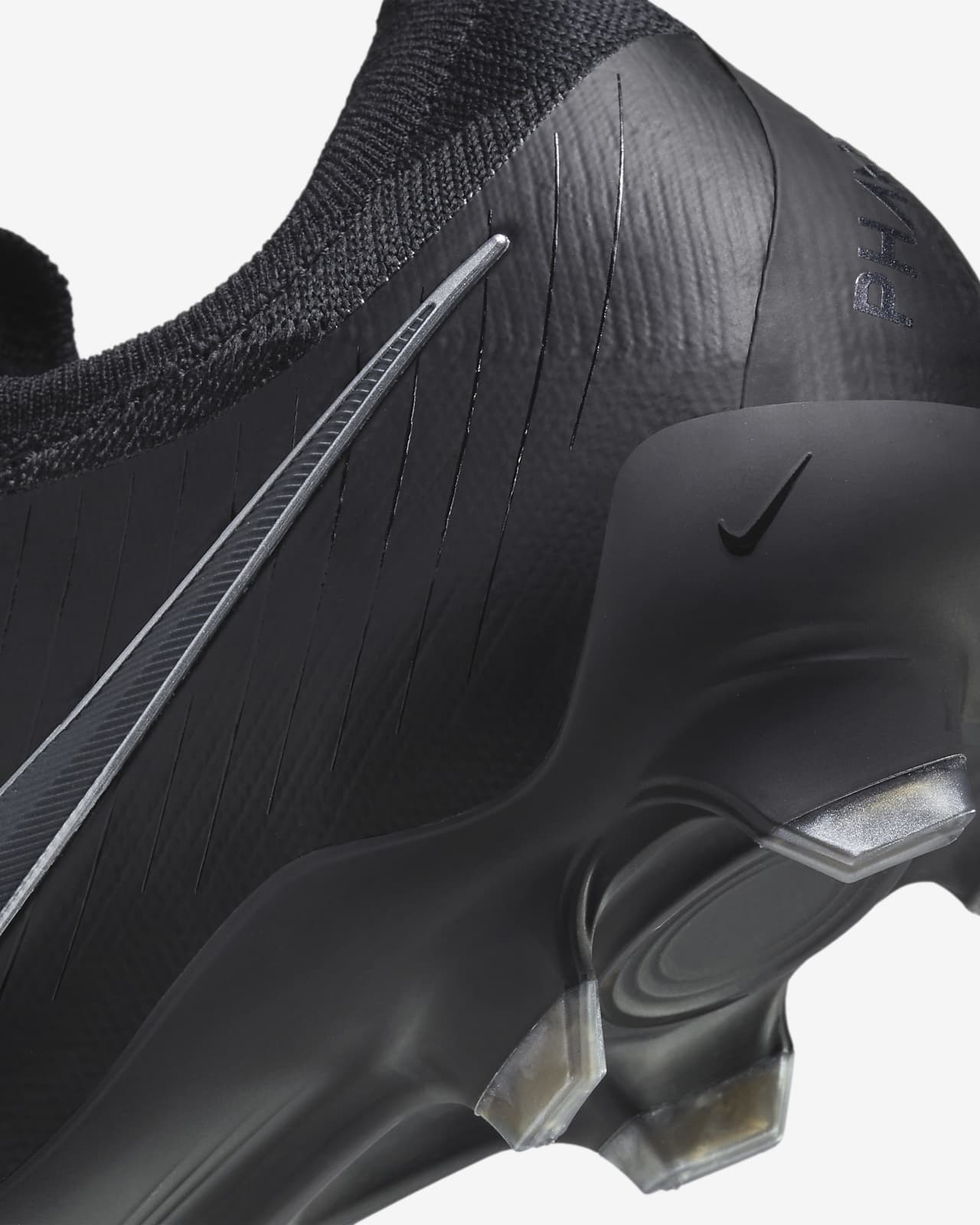 Nike Phantom GX 2 Pro FG Low-Top Football Boot