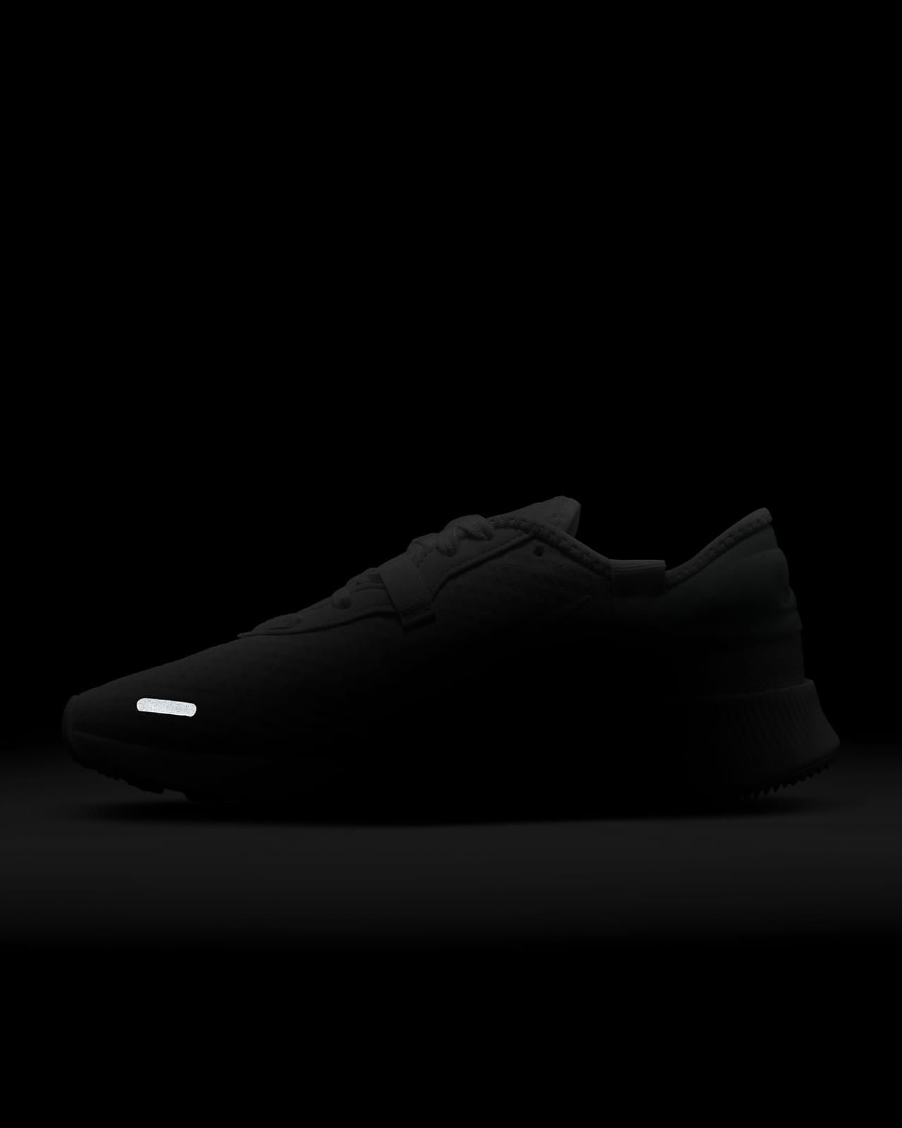 nike reposto women's black