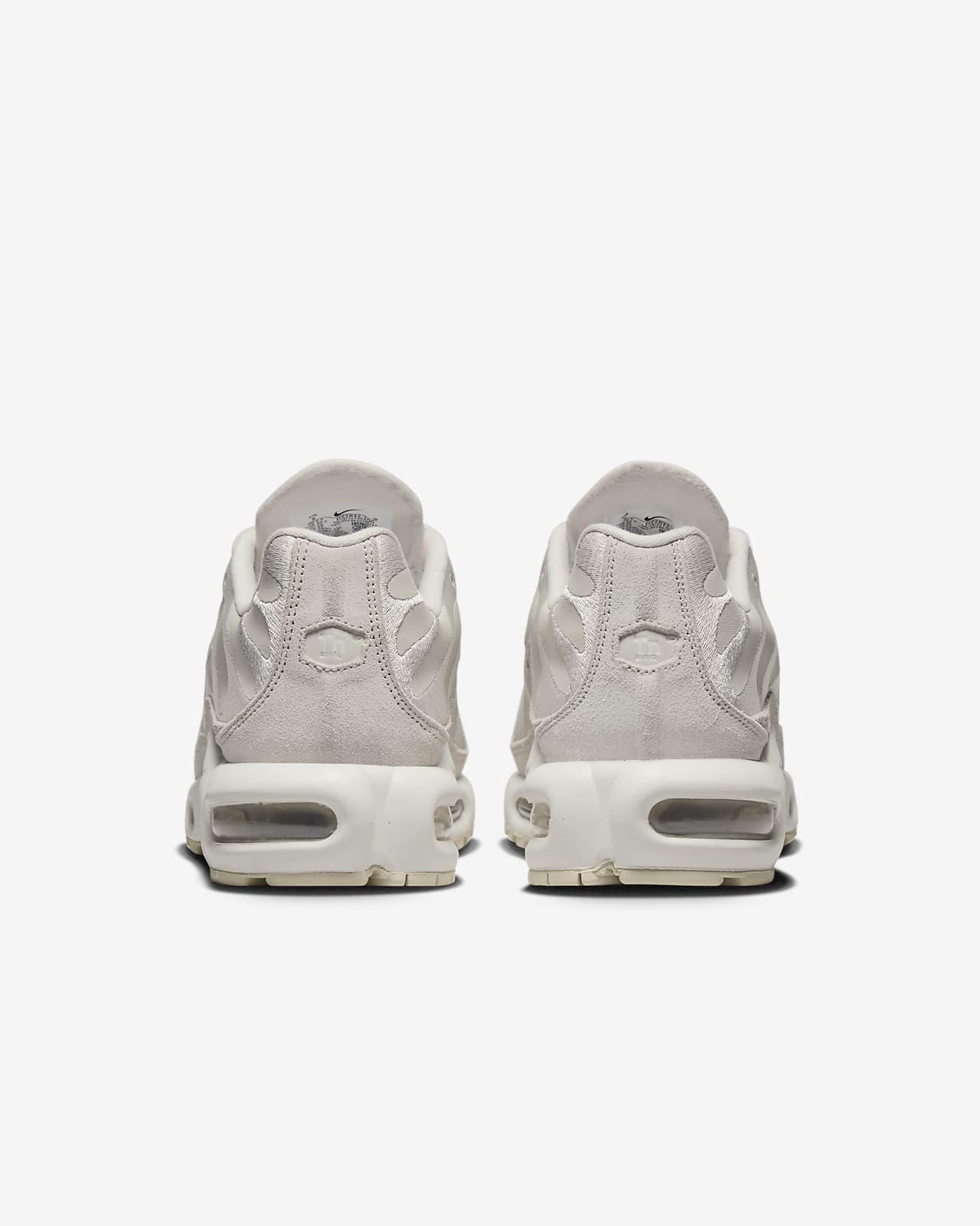 Nike Air Max Plus PRM Women's Shoes. Nike LU