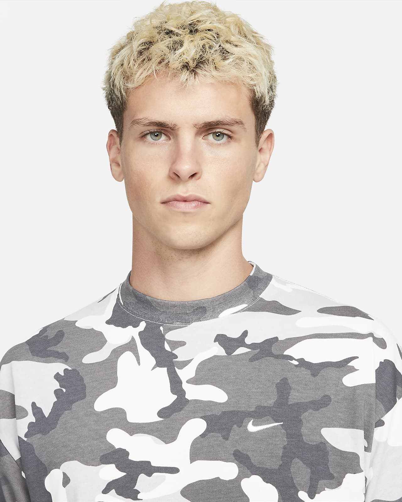 nike tee camo