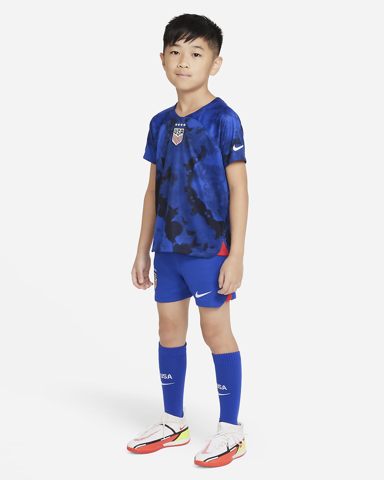Kit de fútbol de visitante para niños talla pequeña Dri-FIT 2022/23. Nike.com