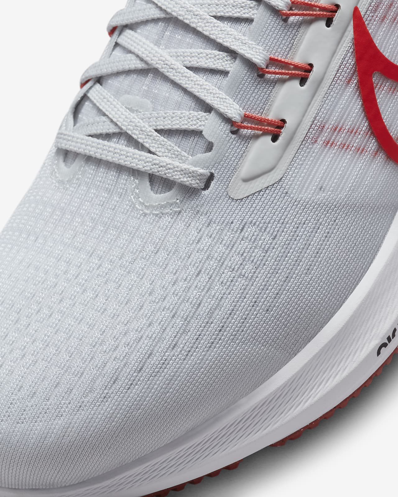 Nike Air Zoom Pegasus 39 Running Shoe Review: The Classic Shoe Just ...