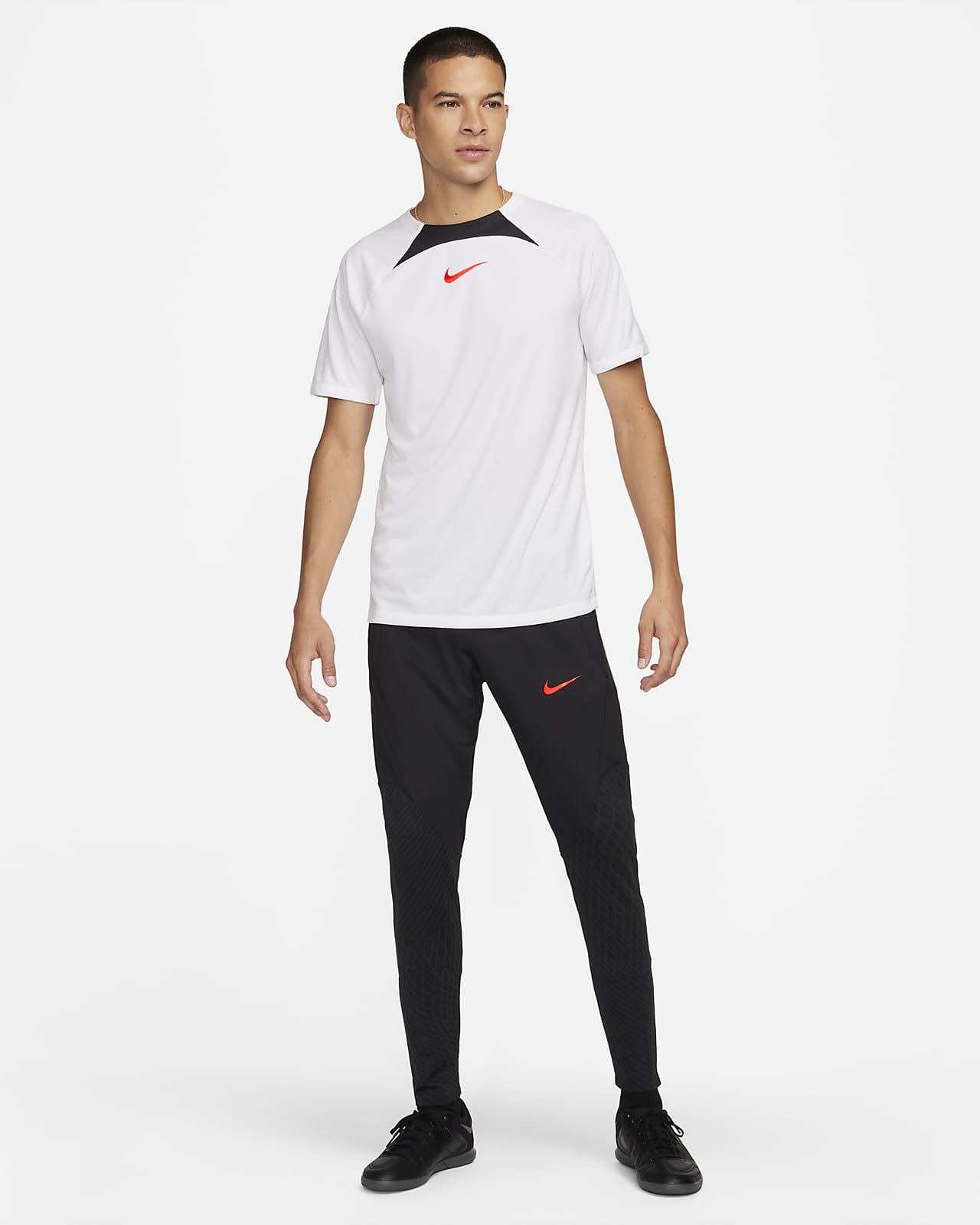 Haut de best sale survetement nike foot