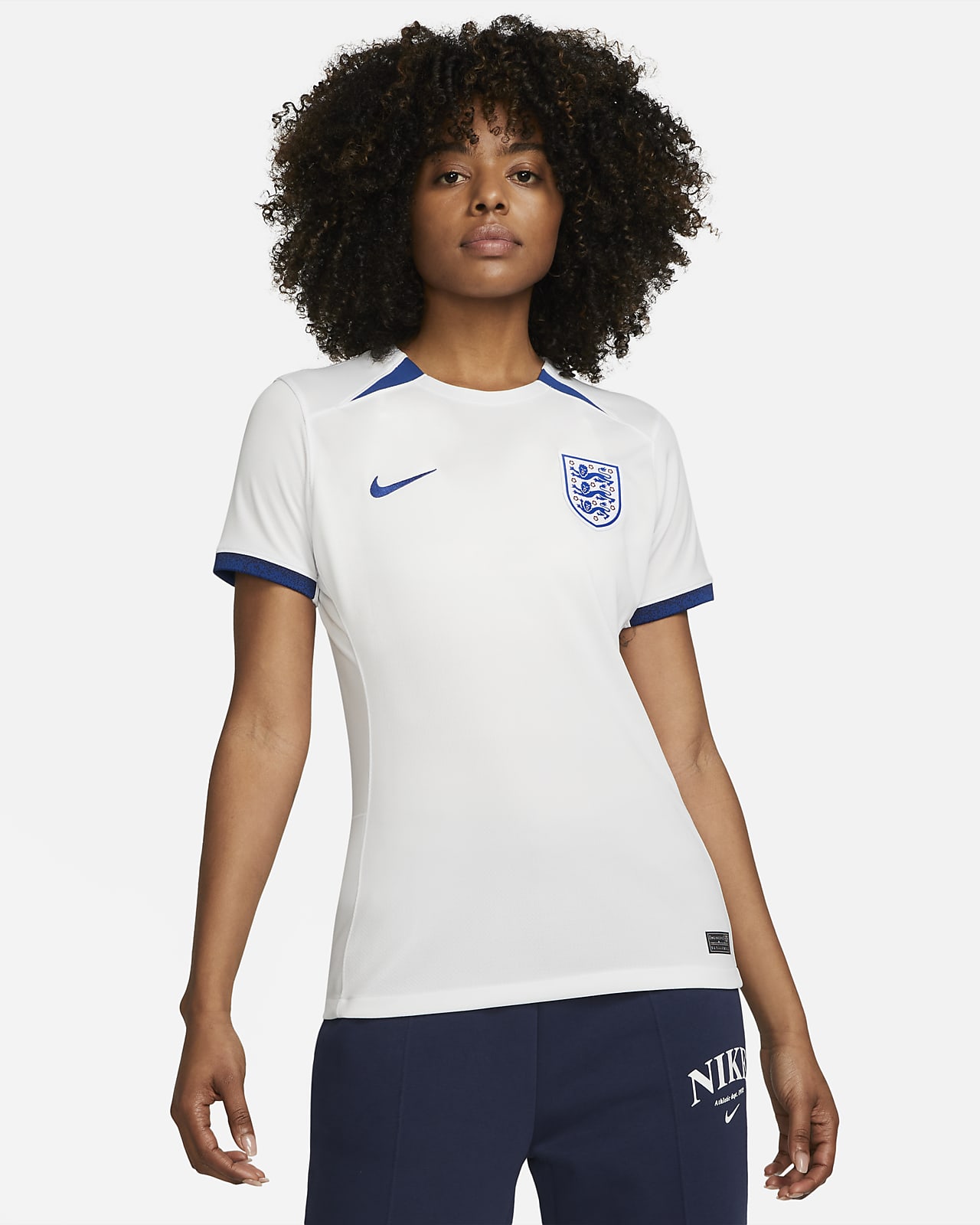 Maillot de foot Nike Dri-FIT Angleterre 2023 Stadium Domicile pour femme