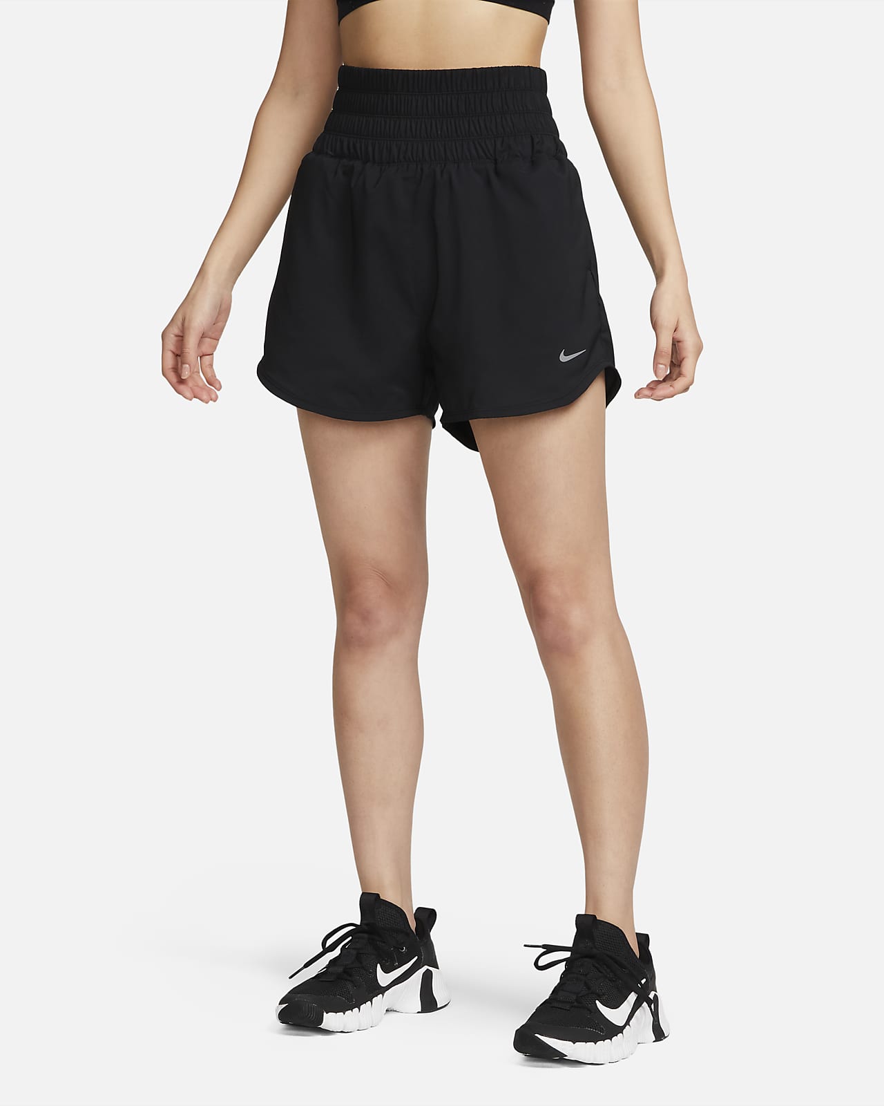 กางเกงขาสั้น 3 นิ้วเอวสูงพิเศษมีซับในชั้นในผู้หญิง Nike Dri-FIT One
