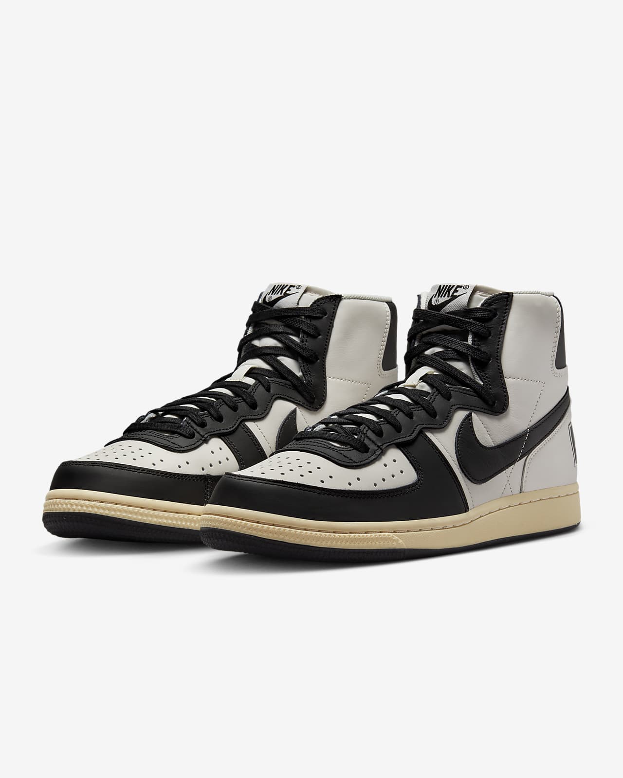 Nike Terminator High Premium Men's Shoes. Nike SI