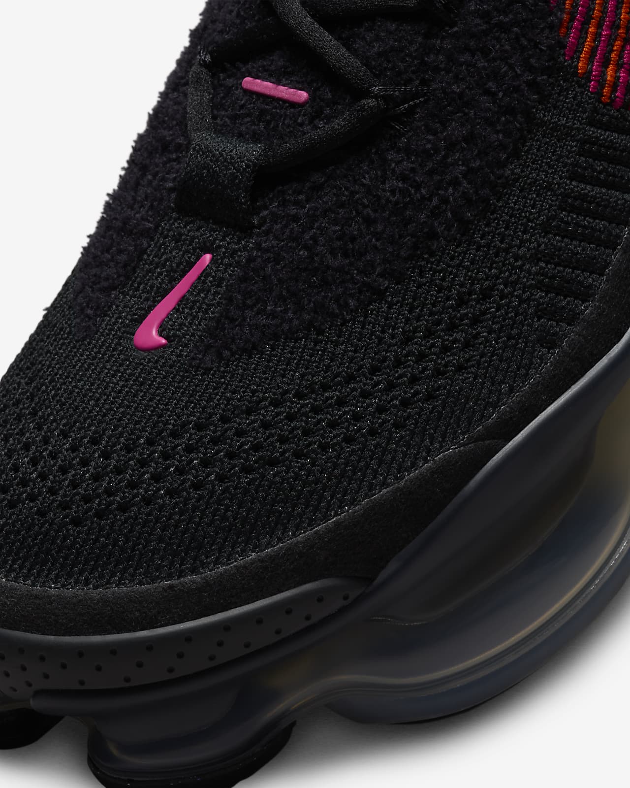 Buy Nike Air Zoom Structure 25 Running Shoes in Black/White/Dk Smoke Grey  2024 Online | ZALORA Singapore