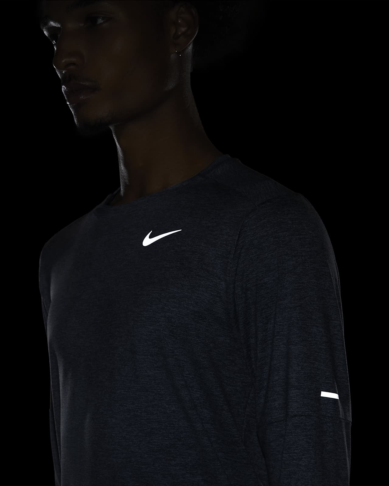 nike dri fit element running crew