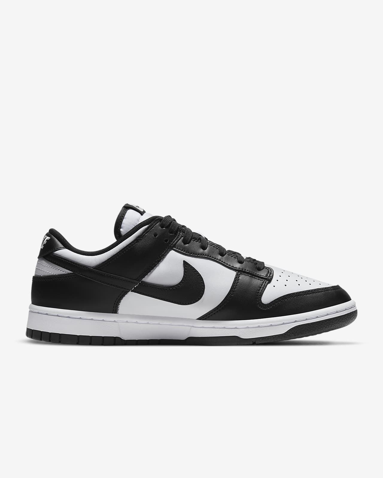 スニーカー【新品】Nike Dunk Low Retro White/Black