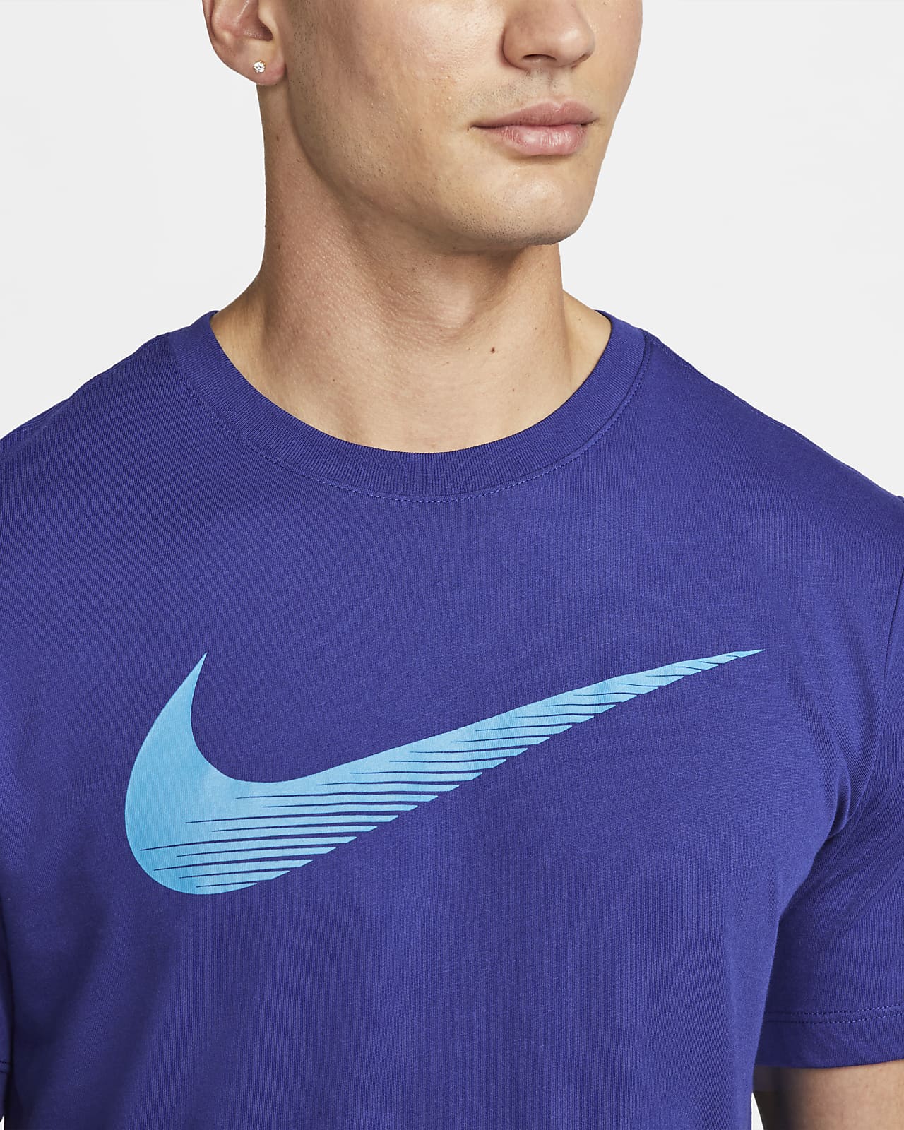 Valiente reparar Infantil Nike Dri-FIT Men's Swoosh Training T-Shirt. Nike.com