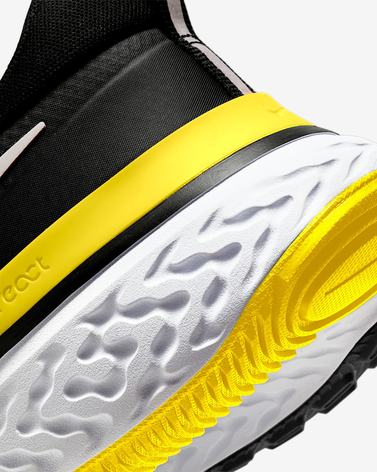 nike react miler men's running shoe