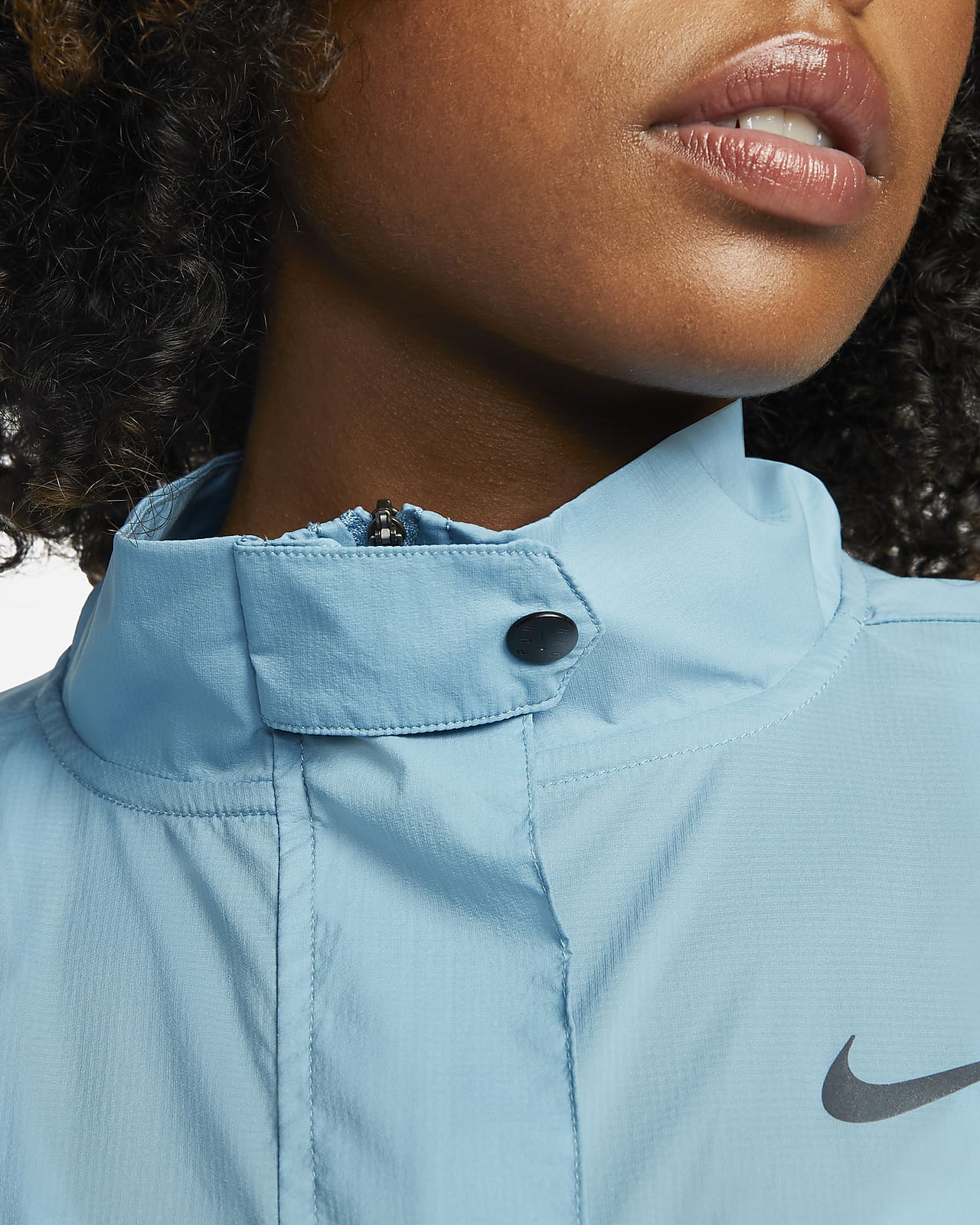 Nike Run Division Women's Jacket. Nike SA