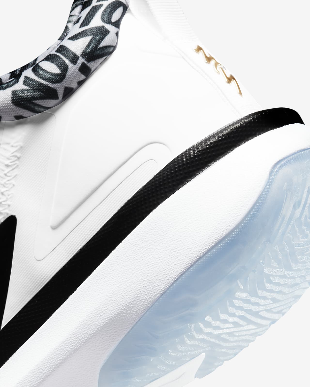 zion 1 basketball shoes