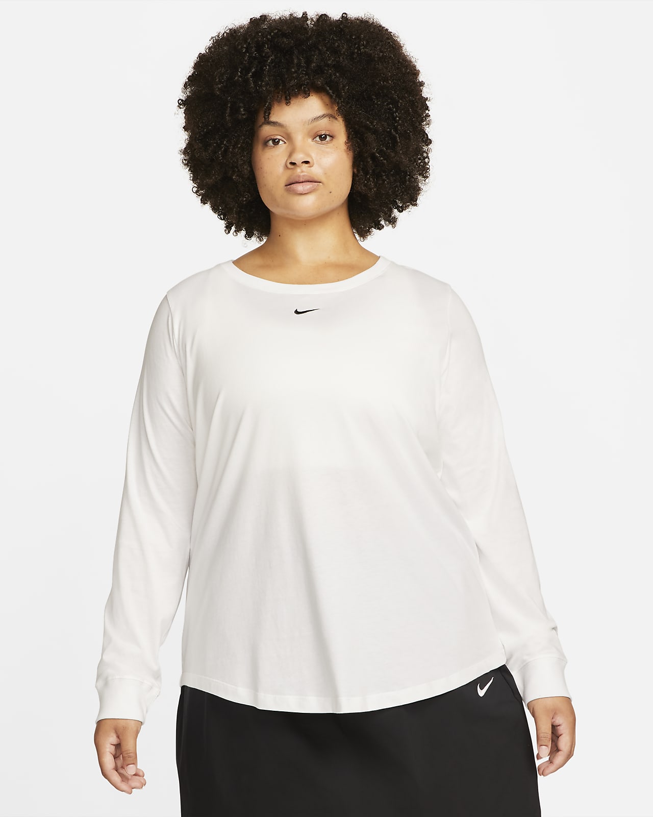 weefgetouw in het midden van niets logboek Nike Sportswear Women's Long-Sleeve T-Shirt (Plus Size). Nike LU