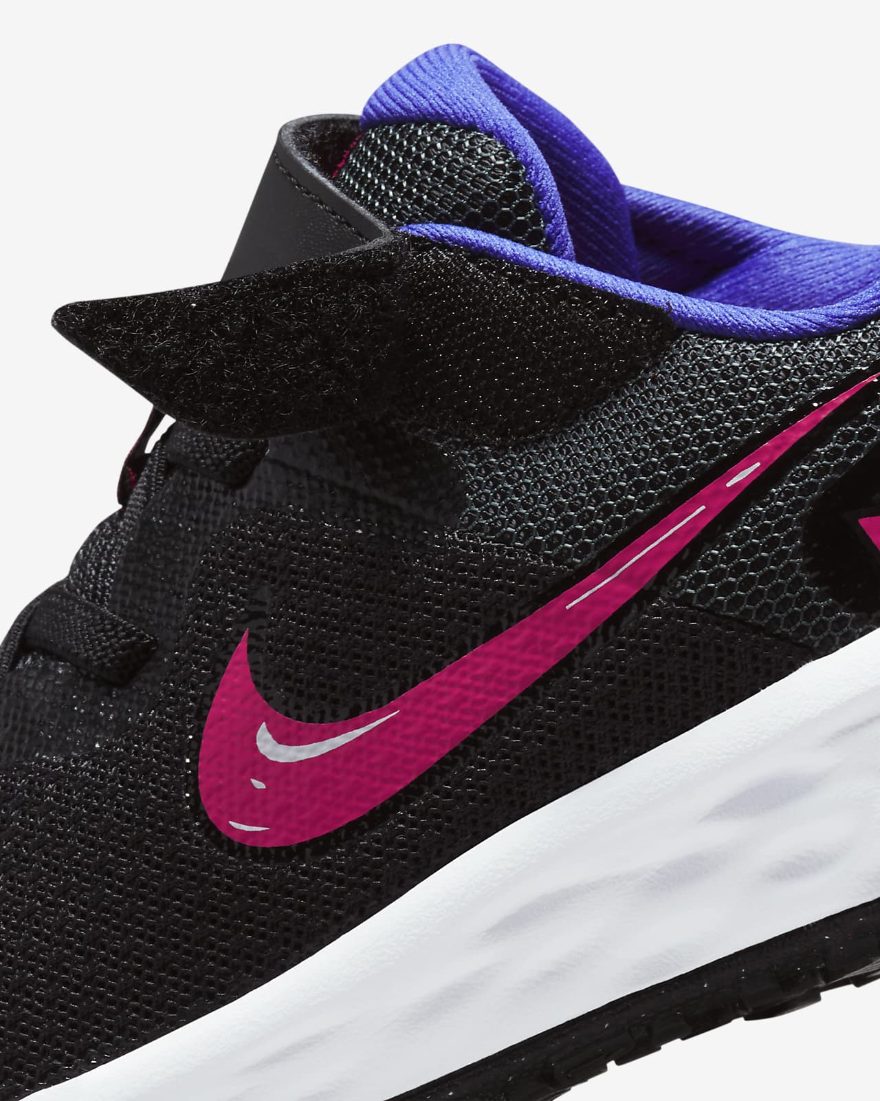 Nike Revolution 6 SE 小童鞋款。Nike TW