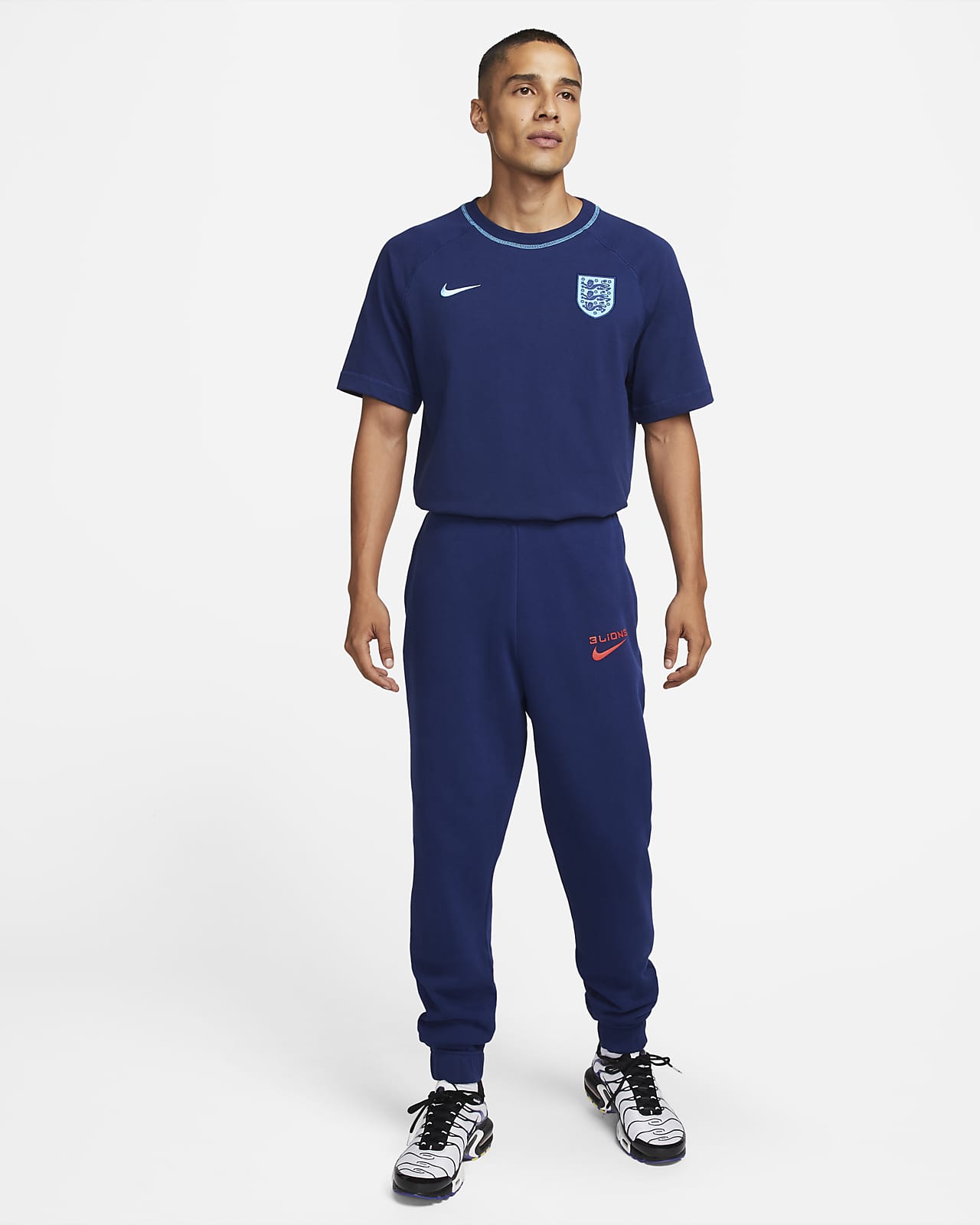 England Men's Fleece Football Pants. Nike NL