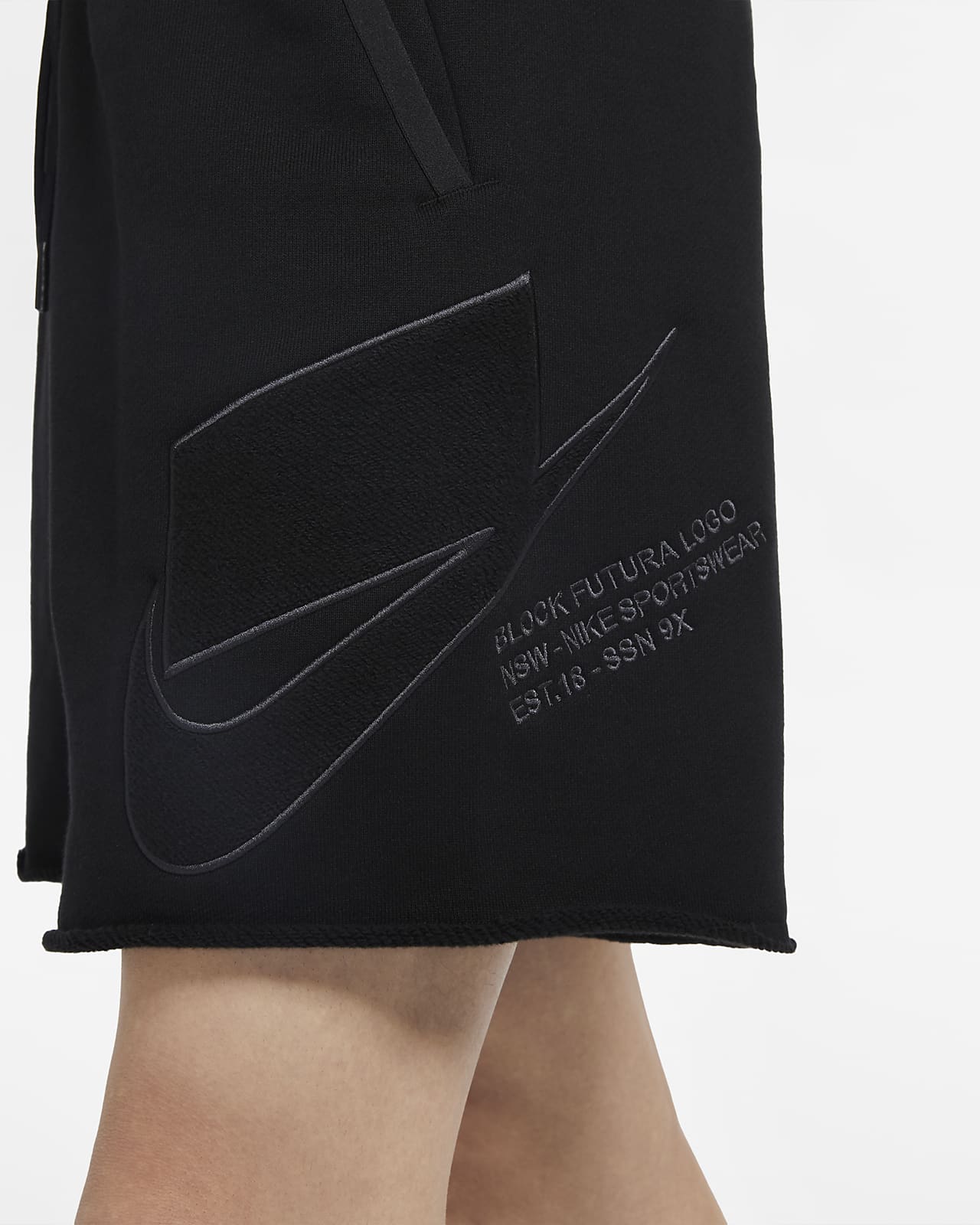 nike nsw classic fit shorts