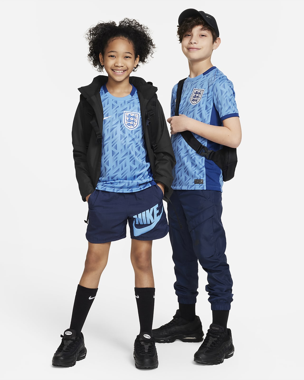 Nike outfits store for boys