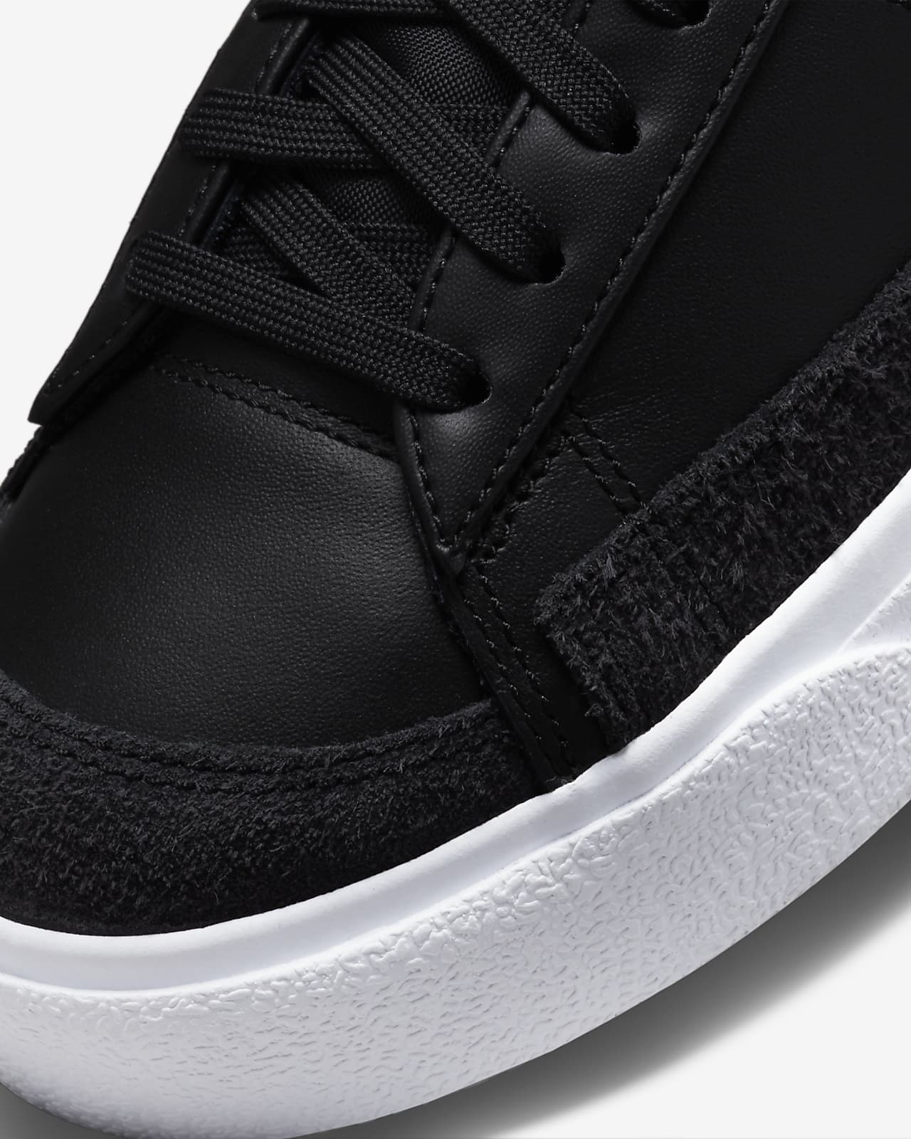 nike blazer low femme