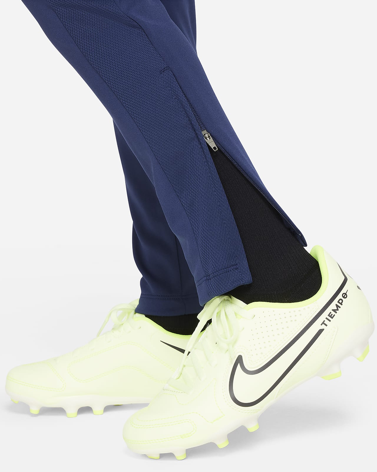 Calça para jogar futebol sales nike