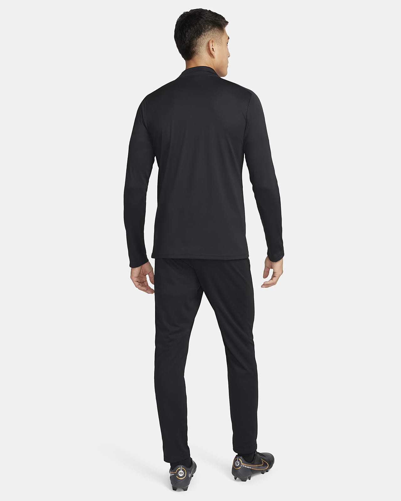 Nike black best sale half zip tracksuit