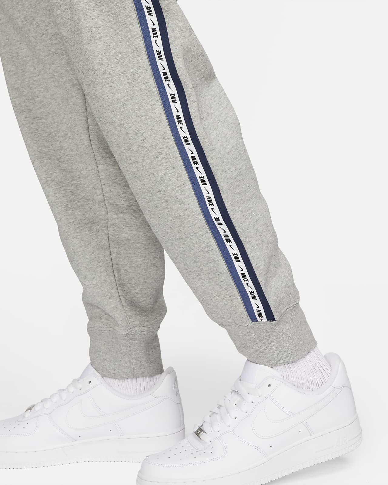 Nike Sportswear Pantalón con bolsillos de tejido Fleece - Hombre. Nike ES