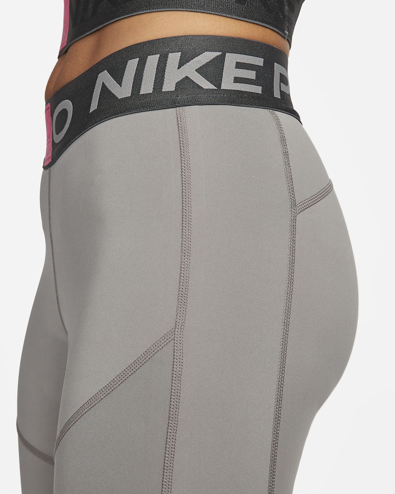 Nike Pro Women's Graphic MidRise Leggings. Nike NL